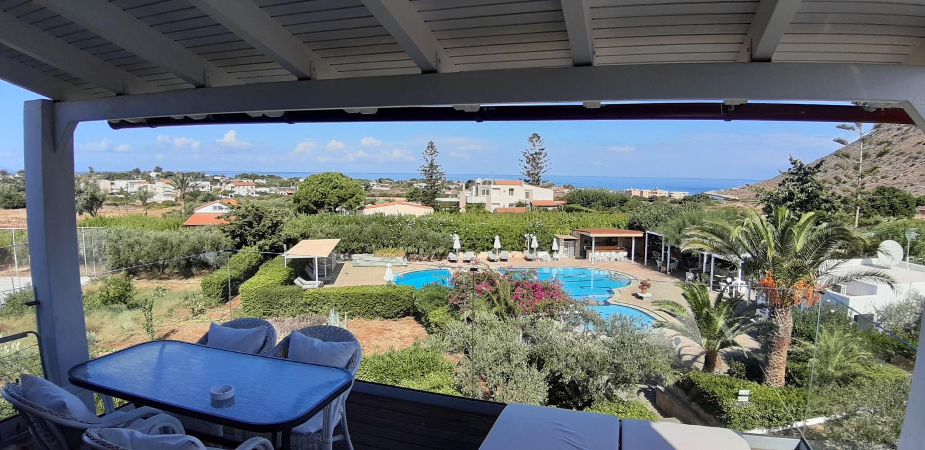 One Bedroom Suite with Sea View photo 2