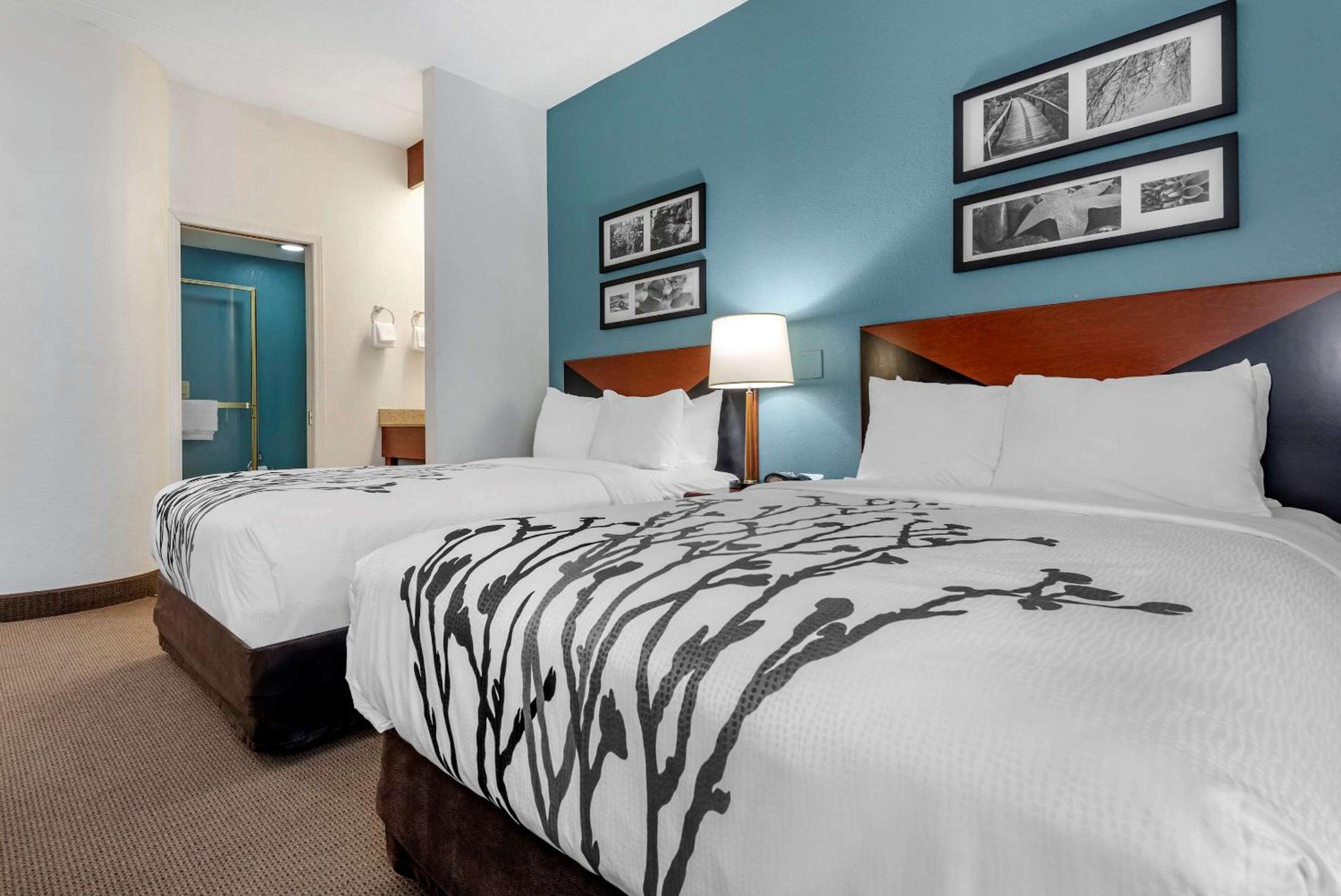 Double Room with Two Double Beds - Non-Smoking - Photo 5