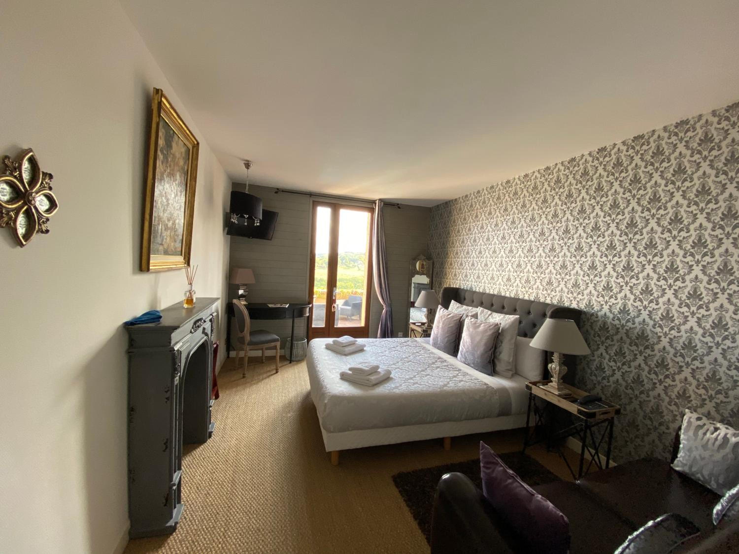 Comfort Charm Double Room with Terrace - Valley View