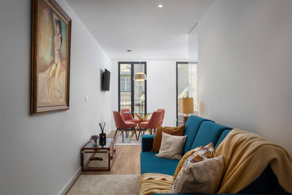 One-Bedroom Apartment - Photo 1