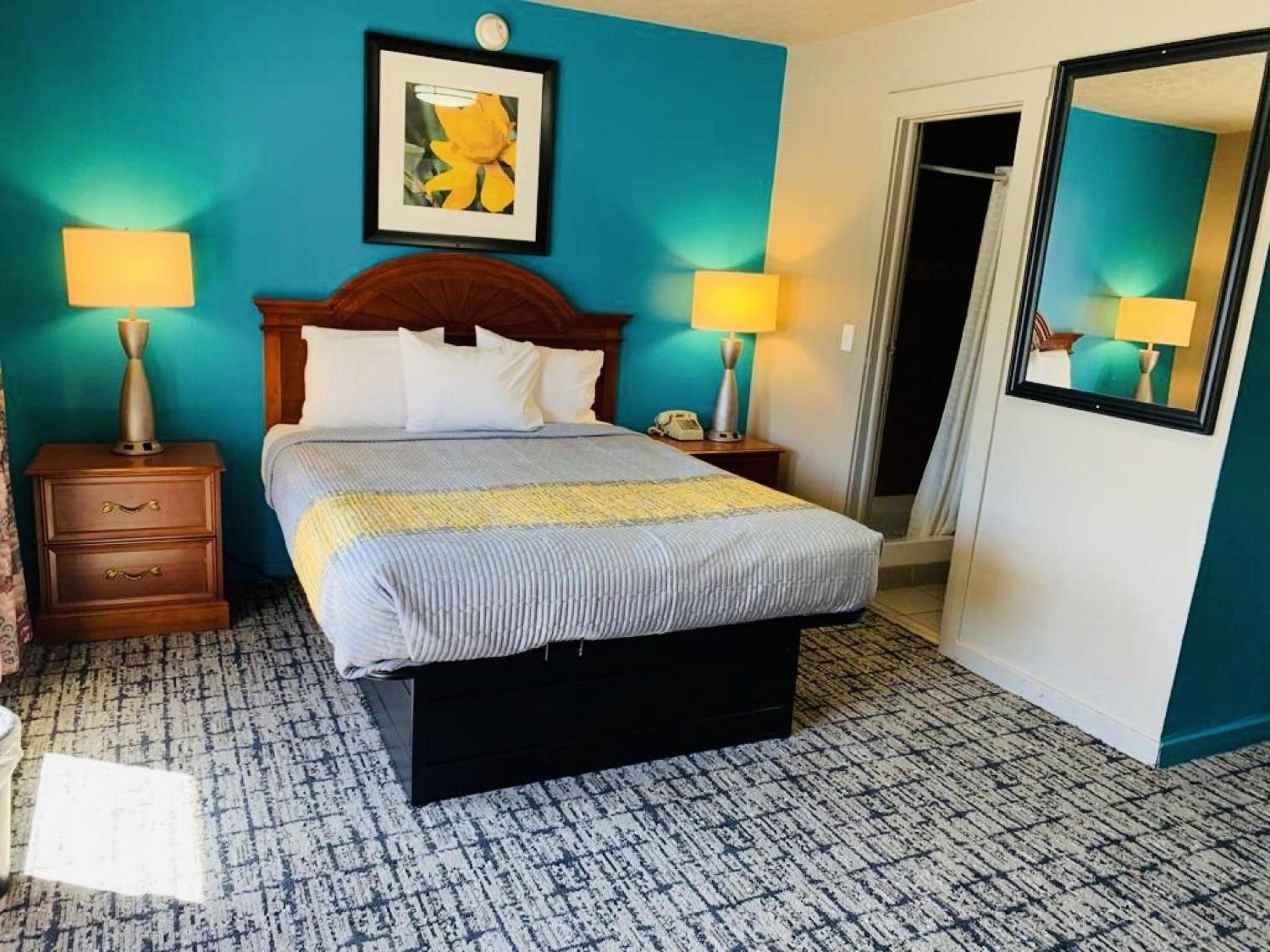Deluxe Queen Room photo 2