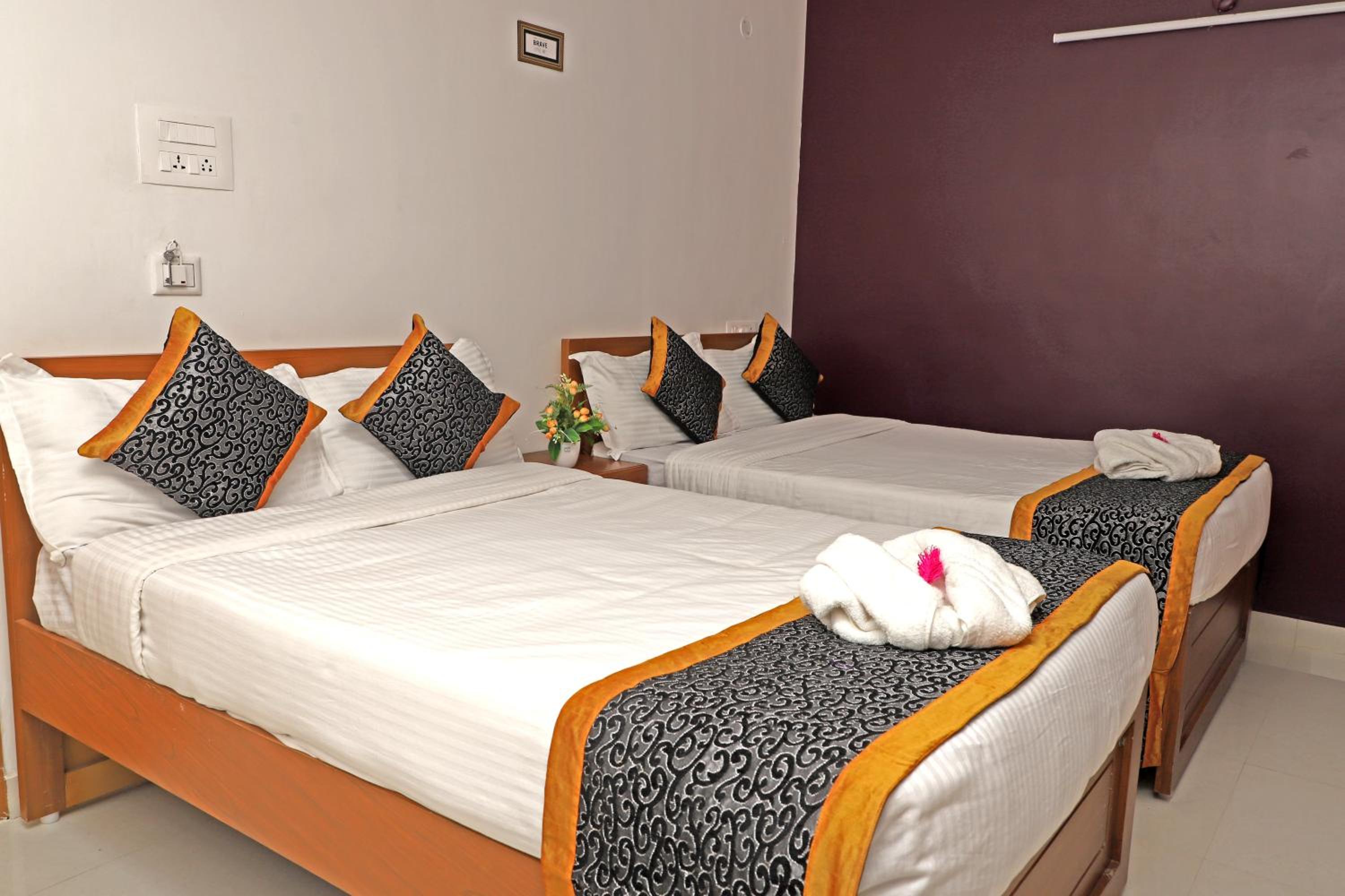 Superior Queen Room with Two Queen Beds photo 1