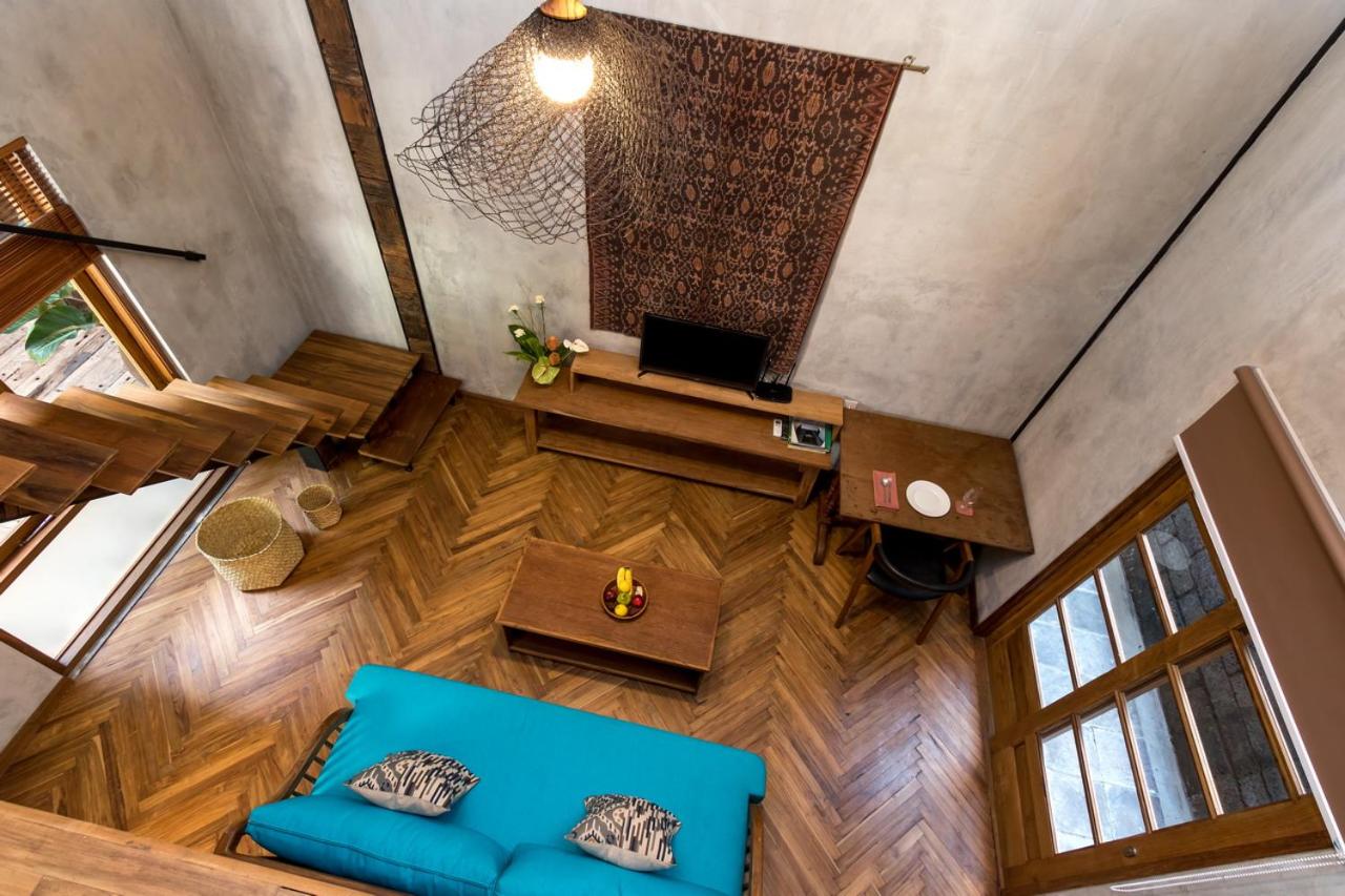One-Bedroom Apartment - Photo 11
