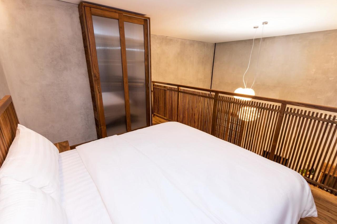 One-Bedroom Apartment - Photo 15