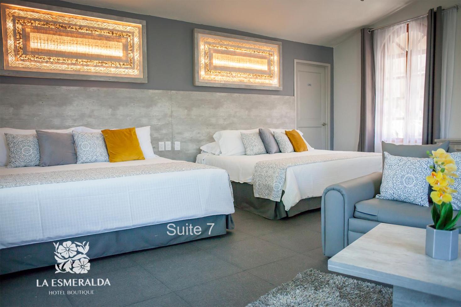 Superior Double Room with Sofa