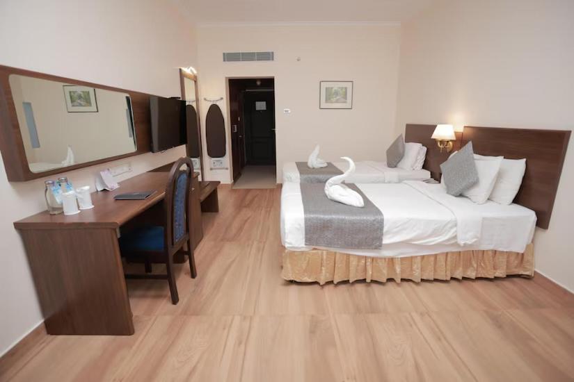 Deluxe Double or Twin Room