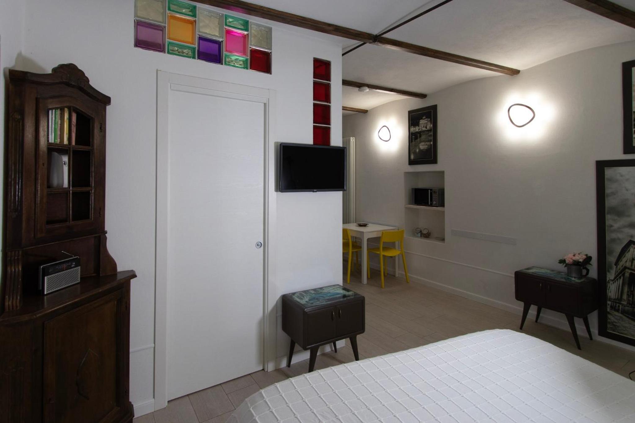 Studio Apartment