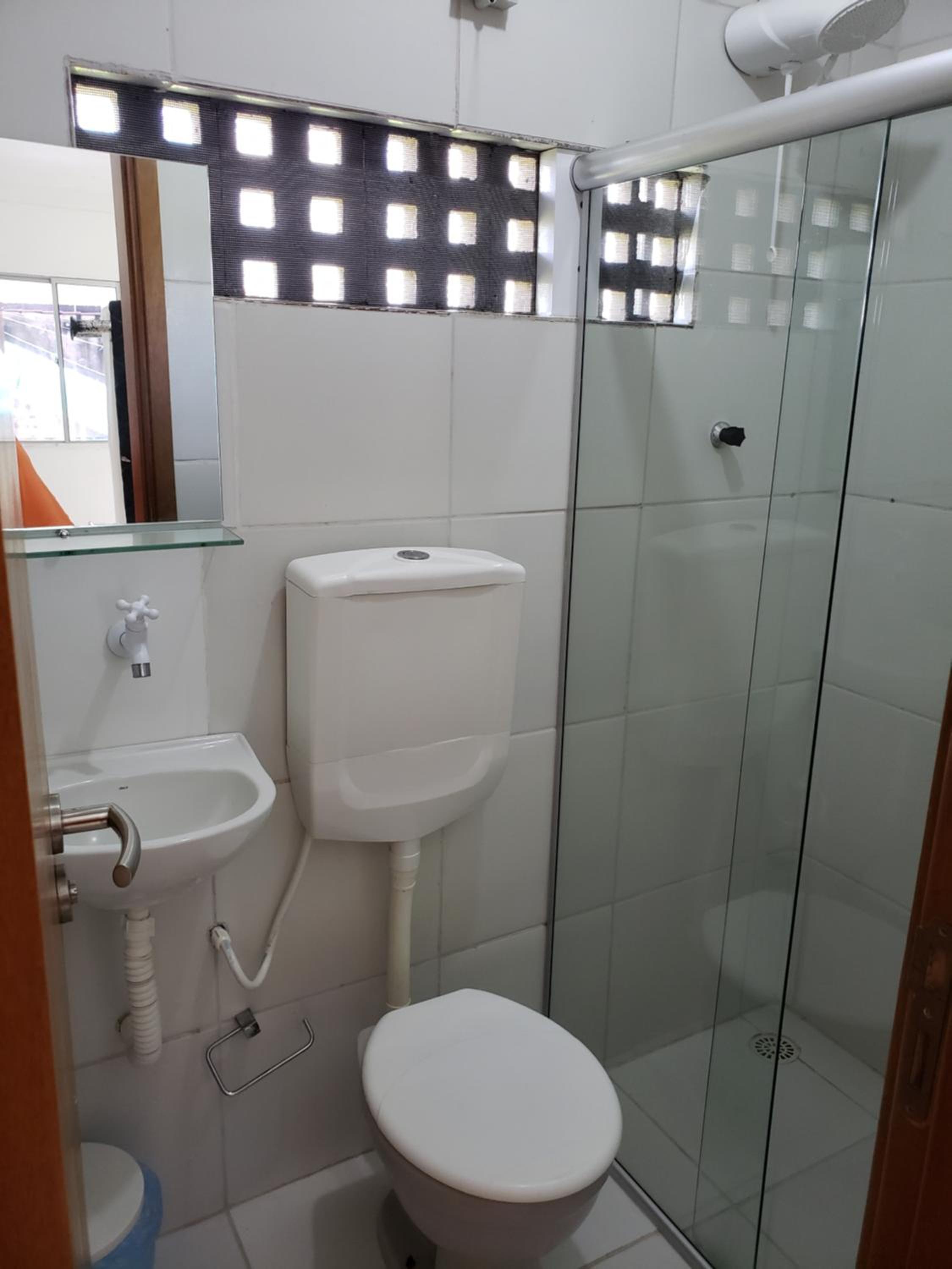 Large Double Room - Photo 2