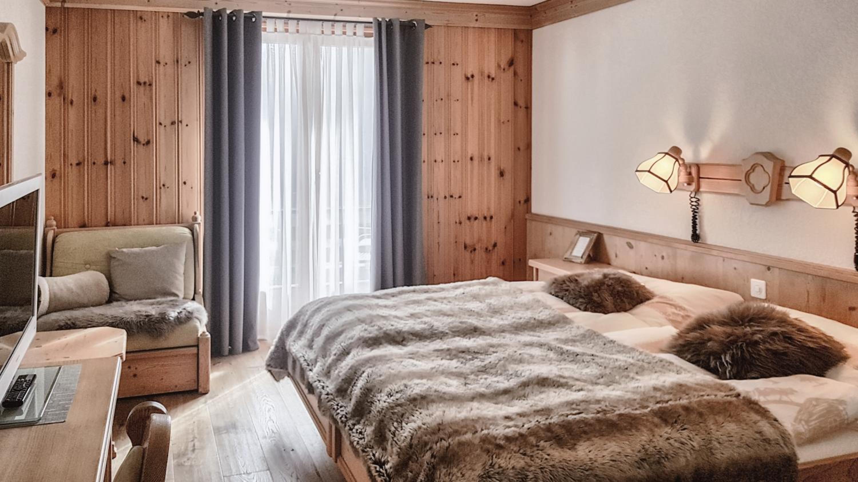 Double or Twin Room photo 2