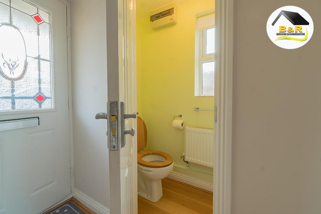 Three-Bedroom House photo 2