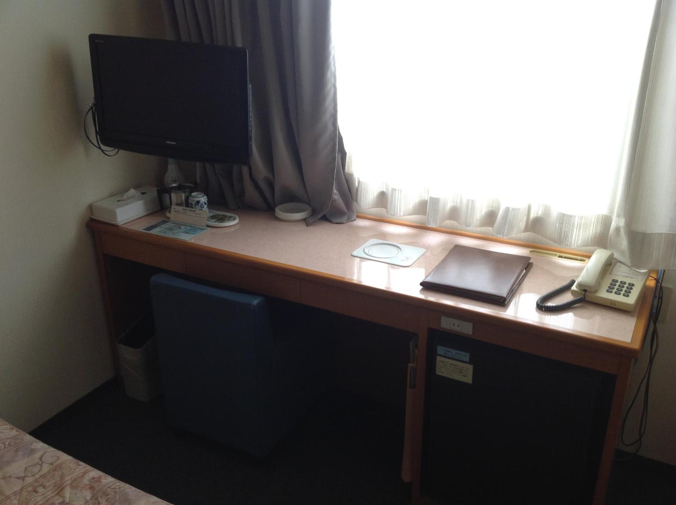 Double Room with Small Double Bed - Smoking - Photo 5