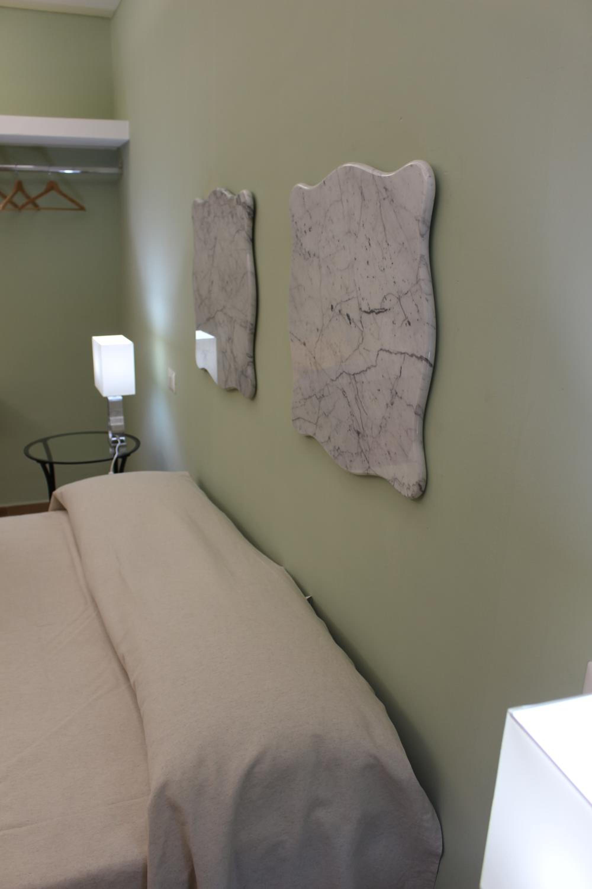 Double Room with Balcony - Photo 5