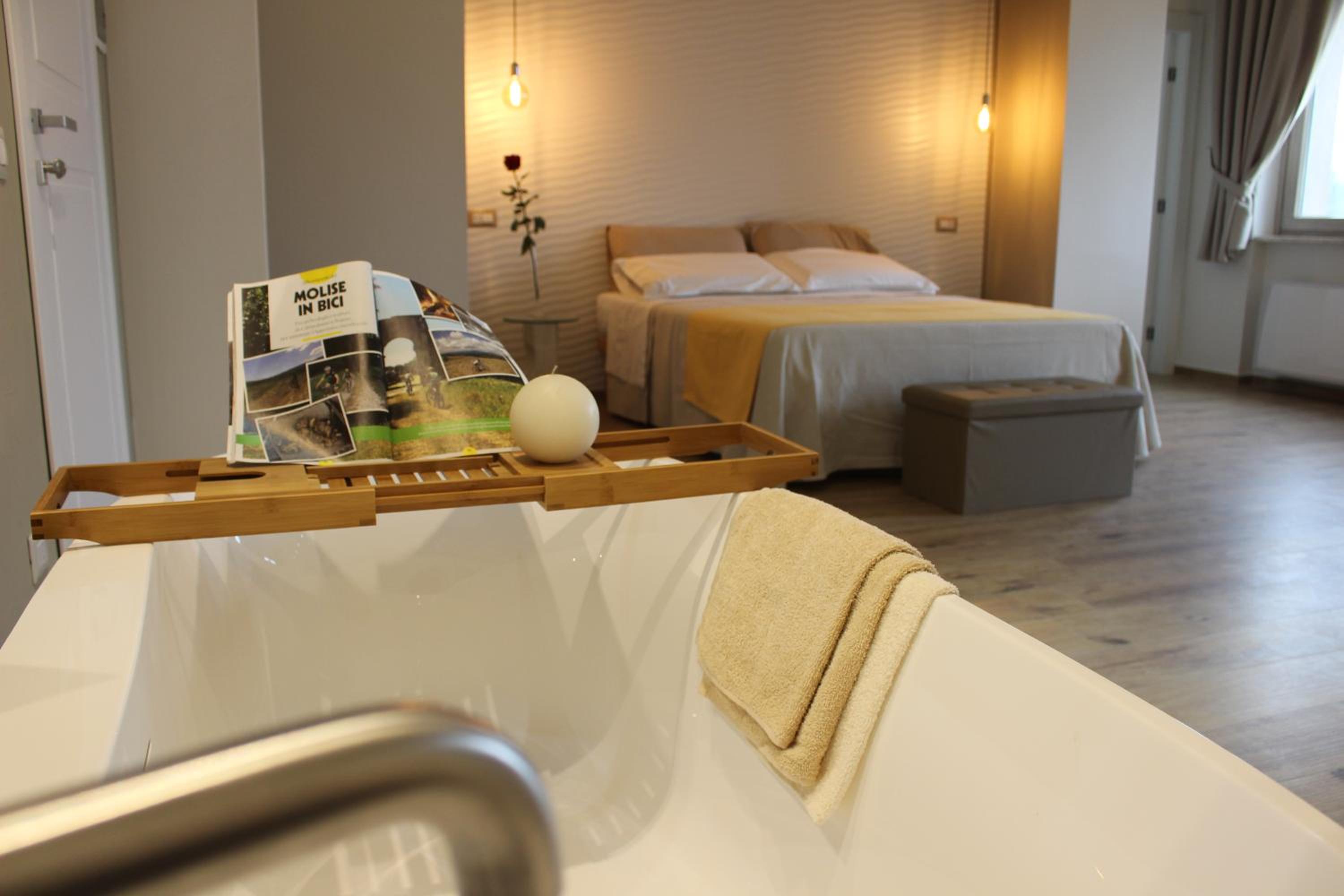 Deluxe Double or Twin Room - Photo 3