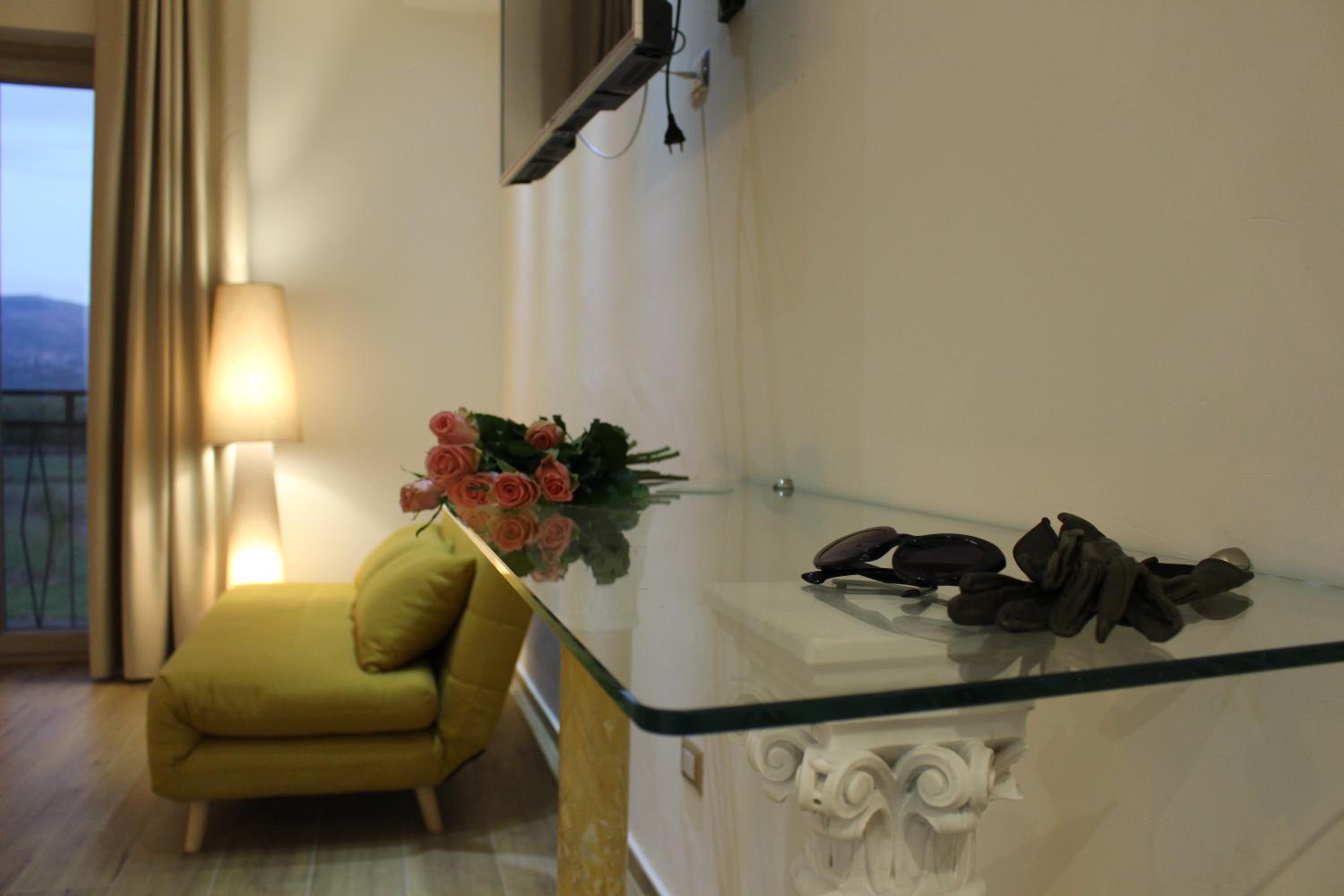 Deluxe Double or Twin Room - Photo 4