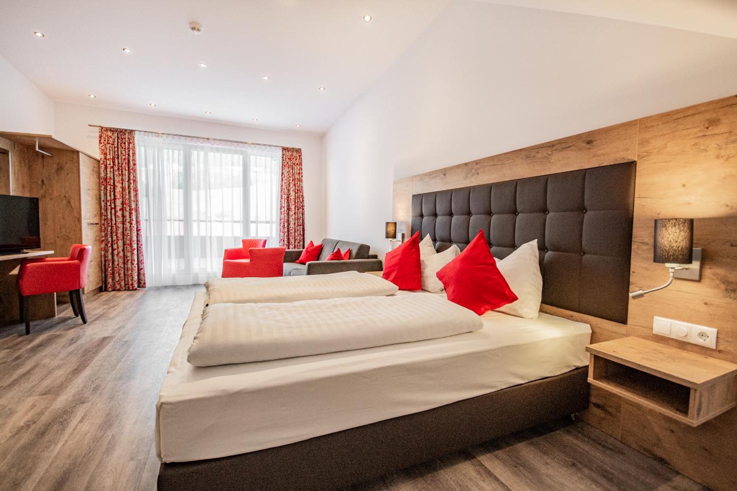 Superior Family Room with roof terrace (4 Adults -6 Adults) - Photo 11