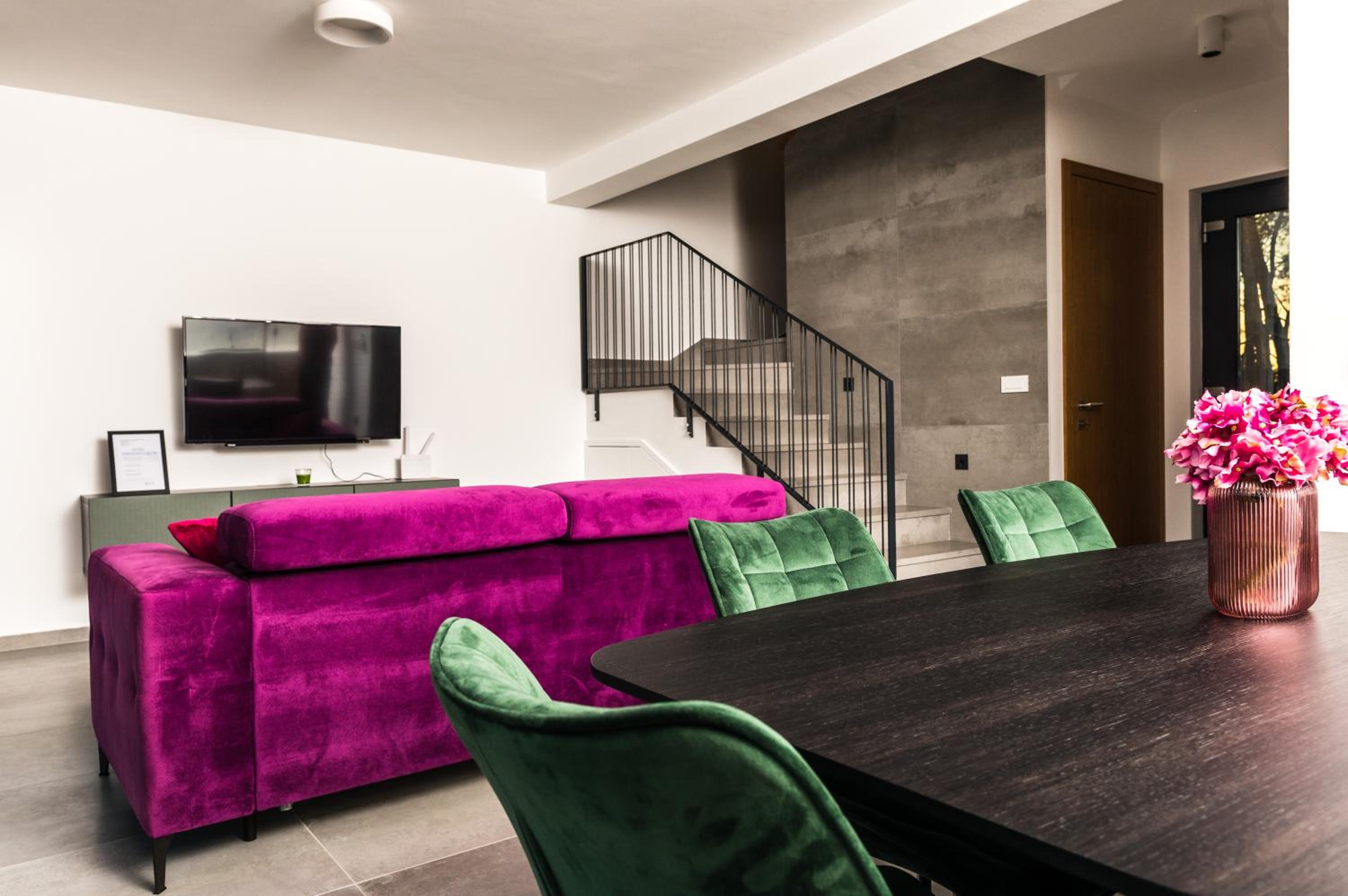 Apartment - Split Level
