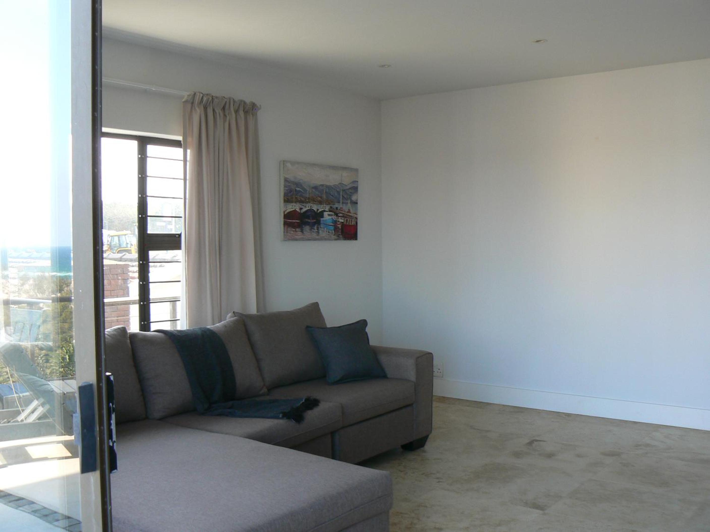 Two-Bedroom Apartment photo 3