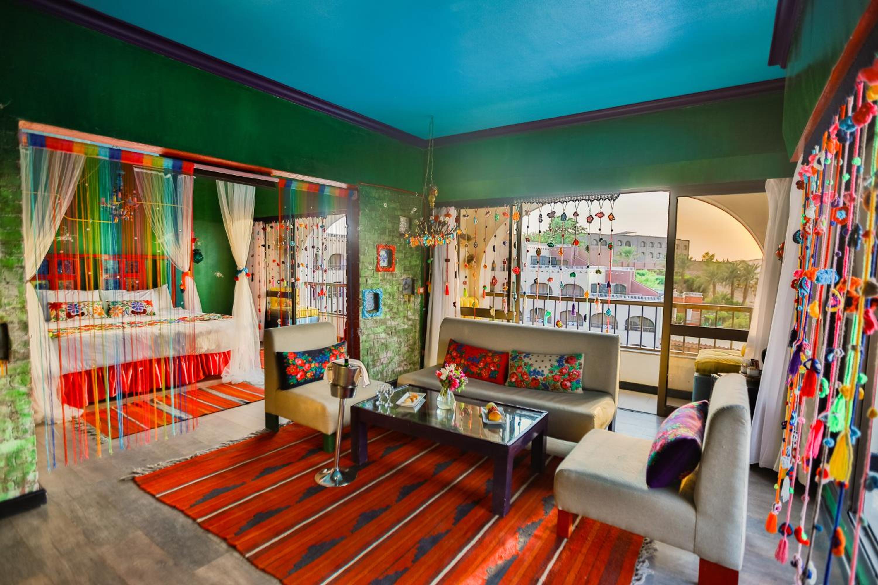 Signature Suite