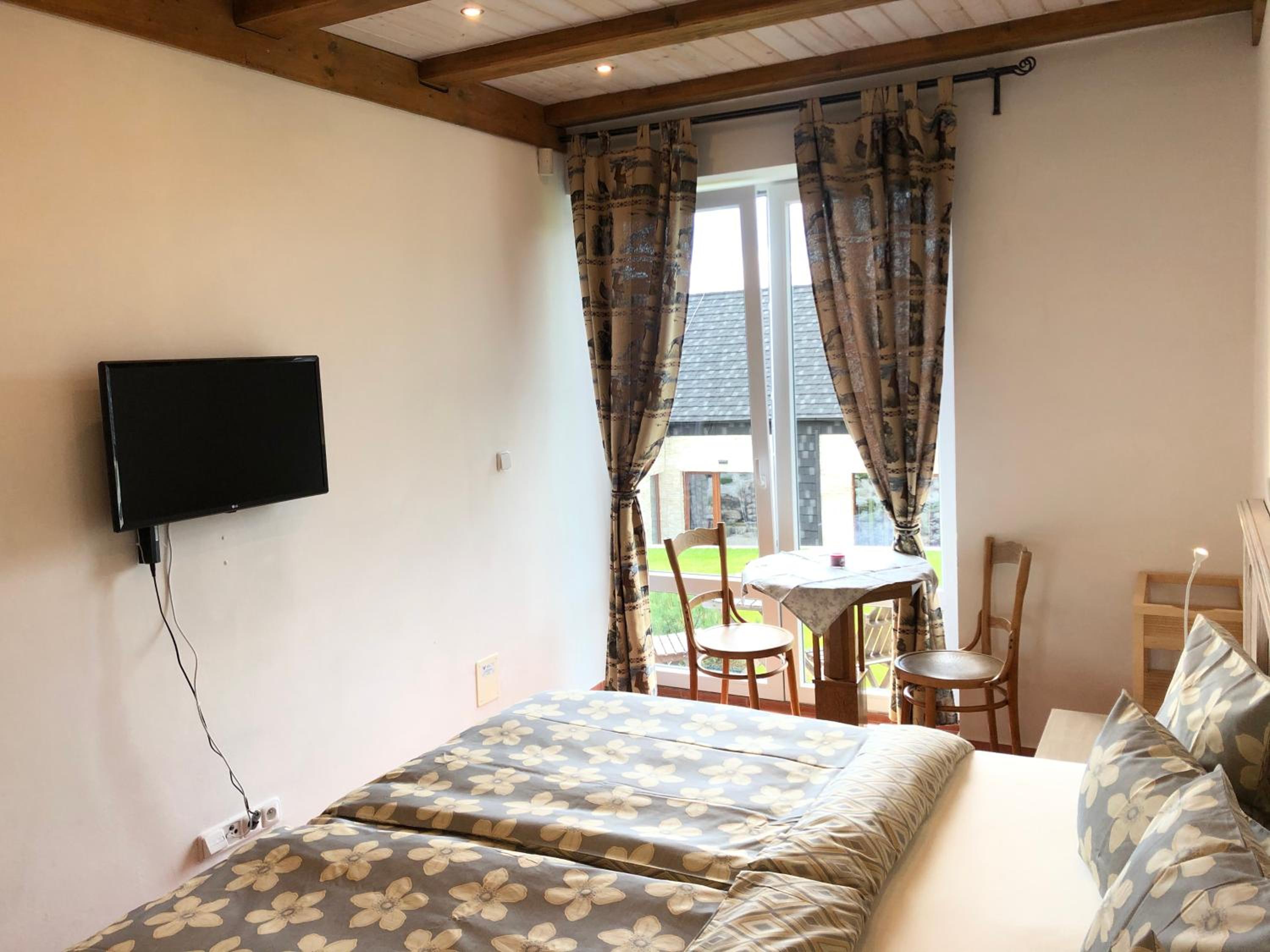 King Room With Kitchenette photo 3