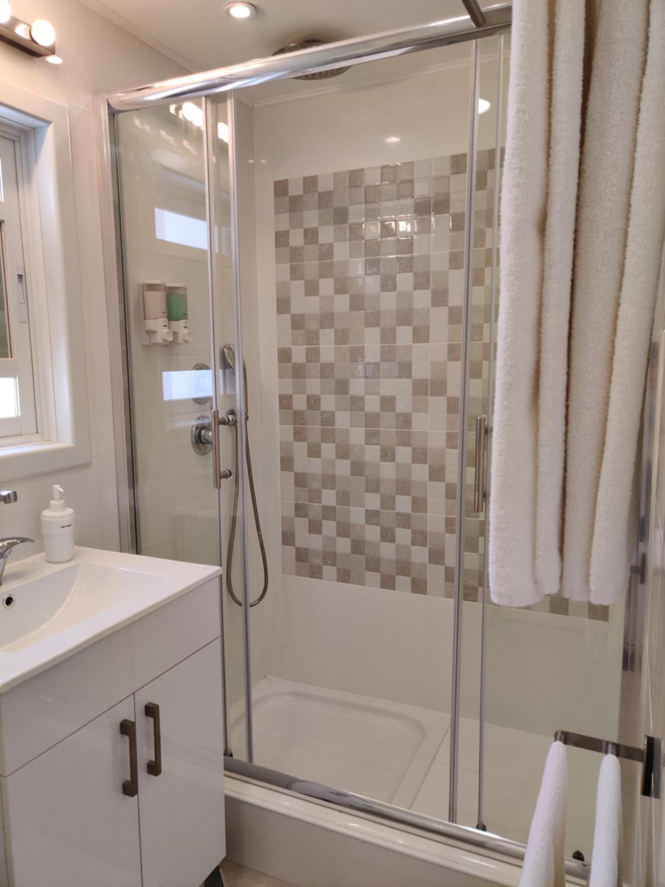 Superior Apartment - Photo 16