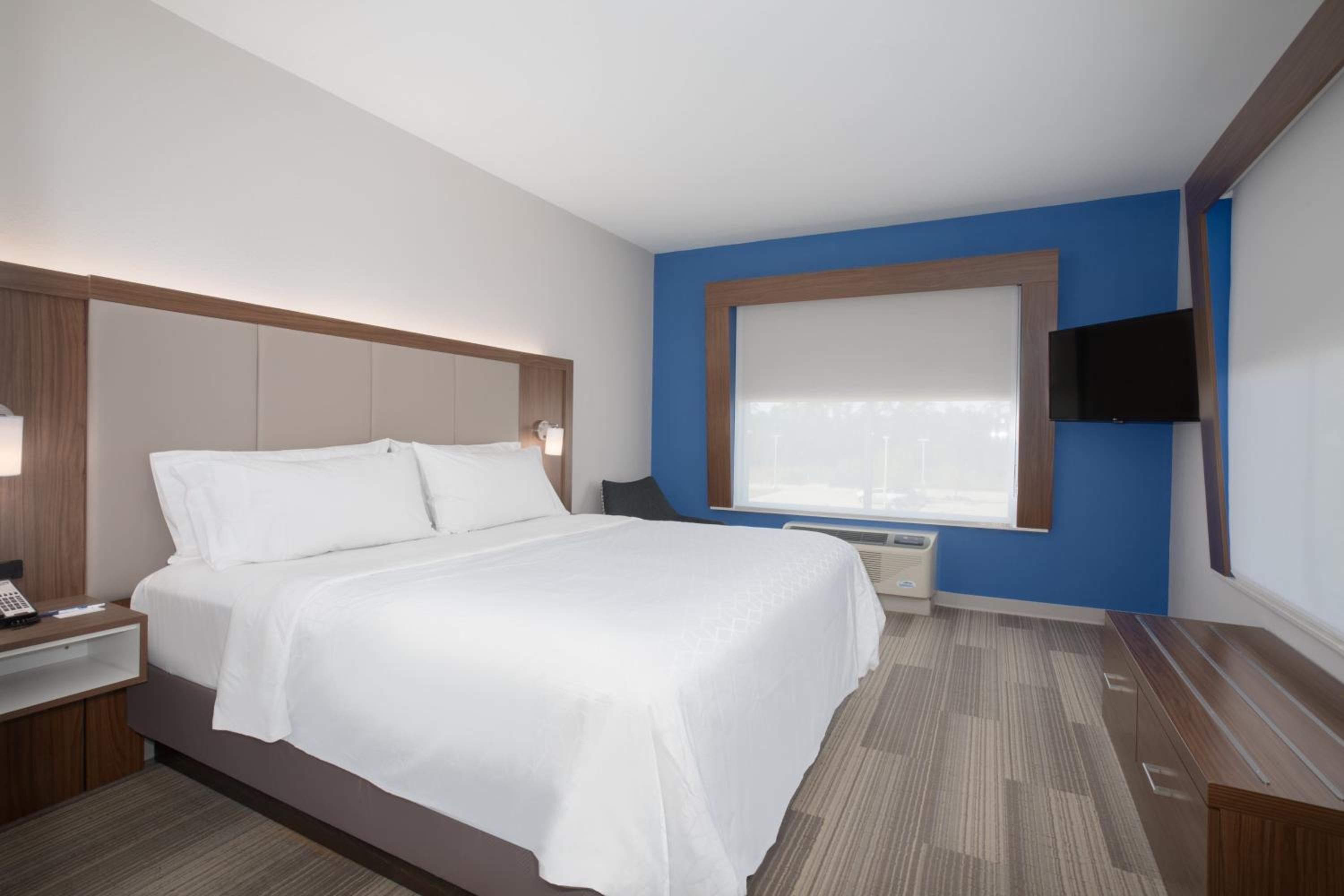 Deluxe Suite - Disability Access photo 3