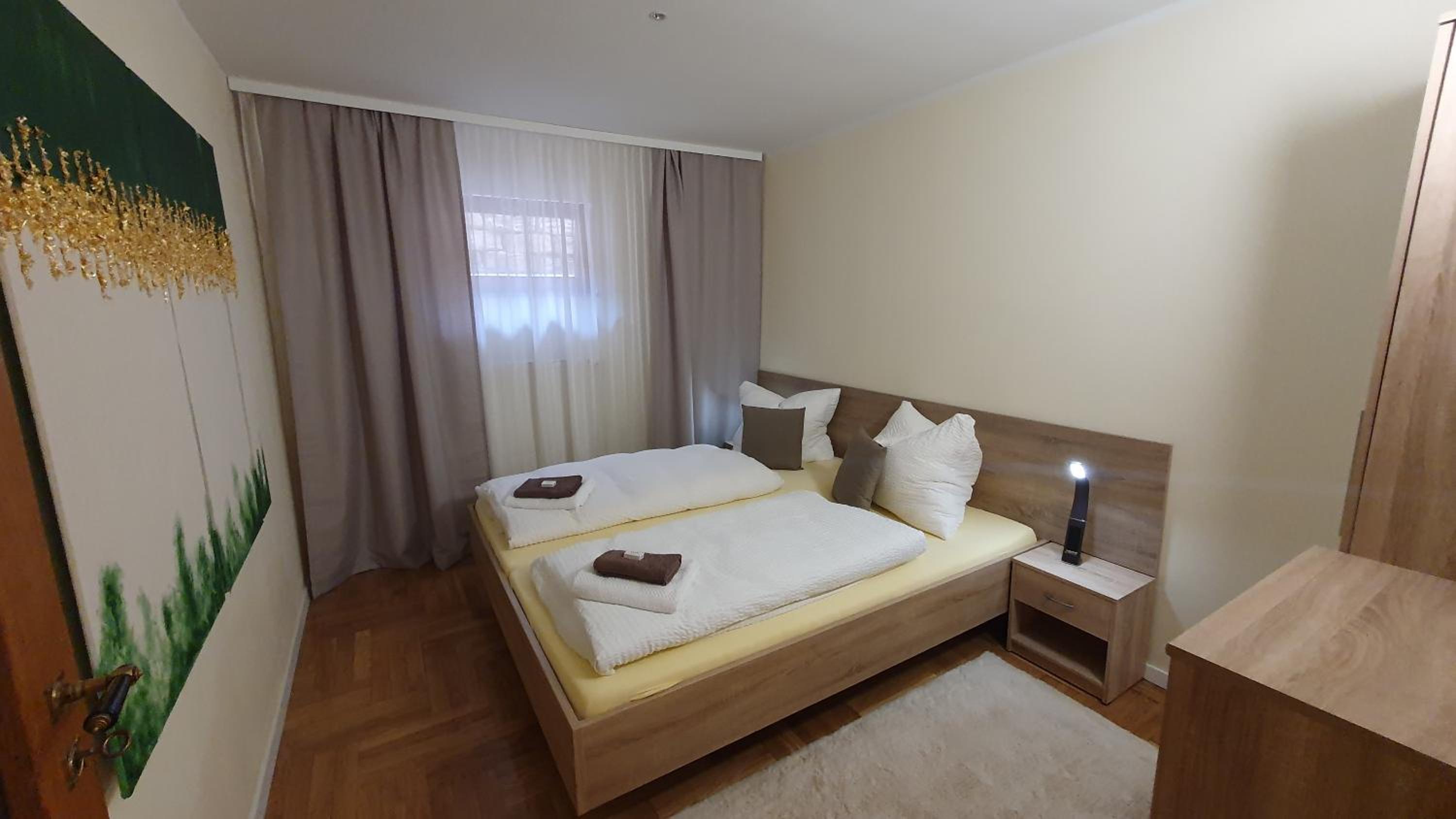 Apartment with Terrace - Photo 3