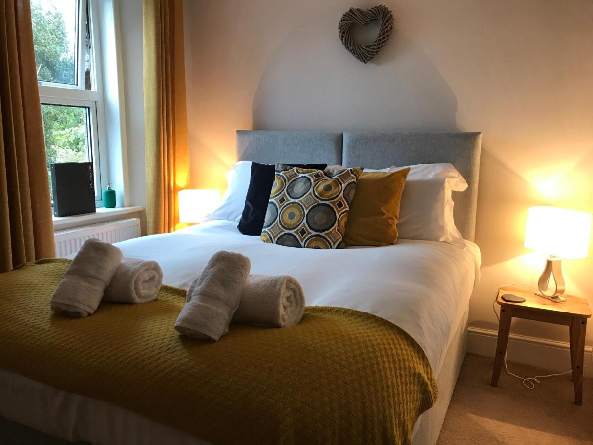 Deluxe King Room photo 2