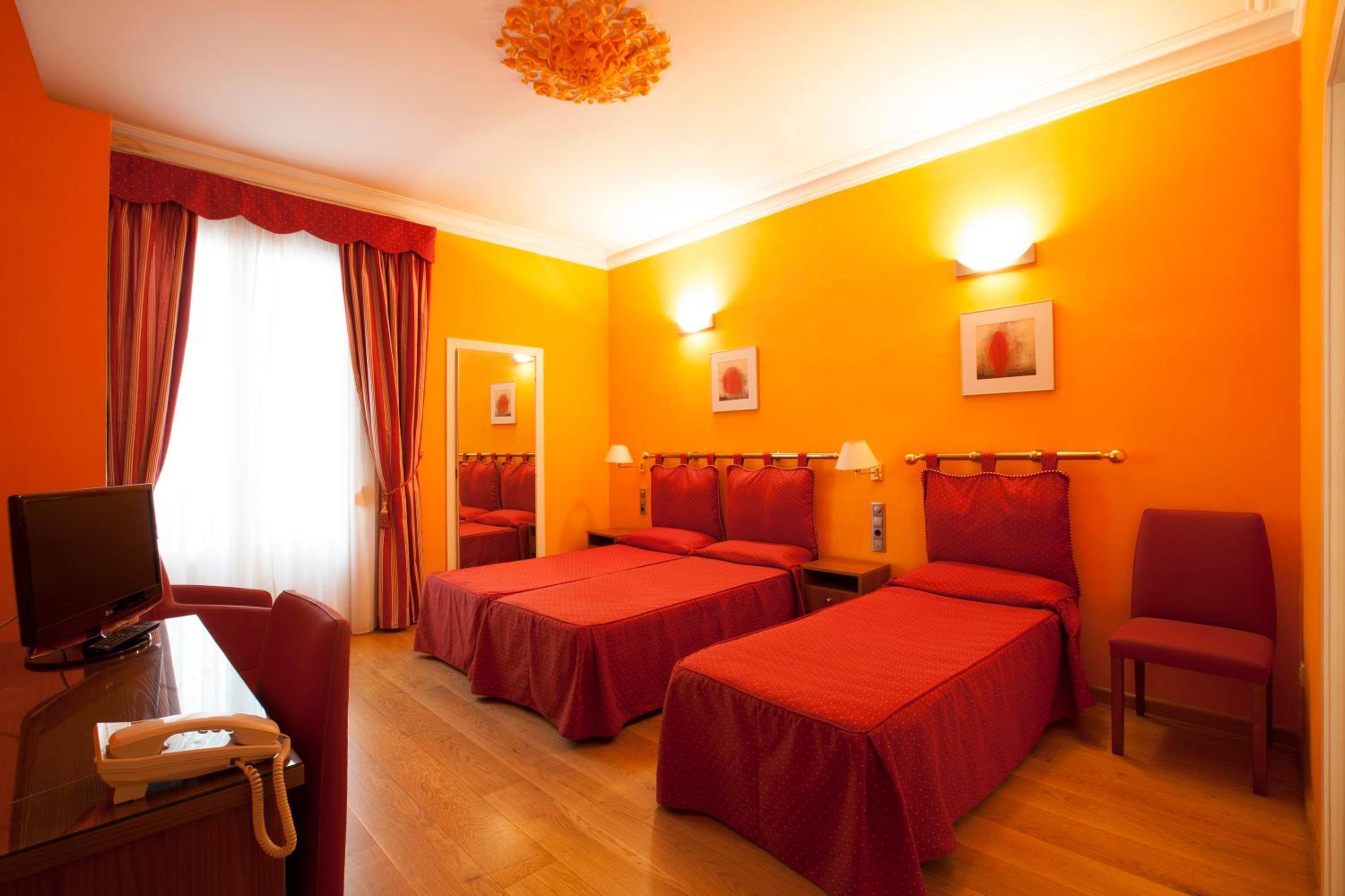 Twin Room with Extra Bed