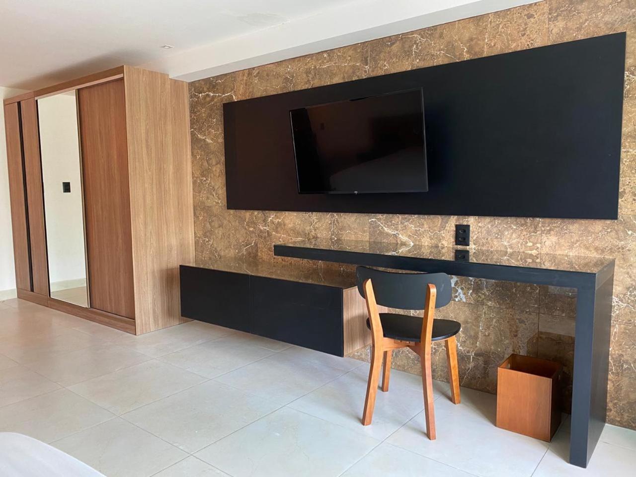 Studio Apartment with Sea View photo 1