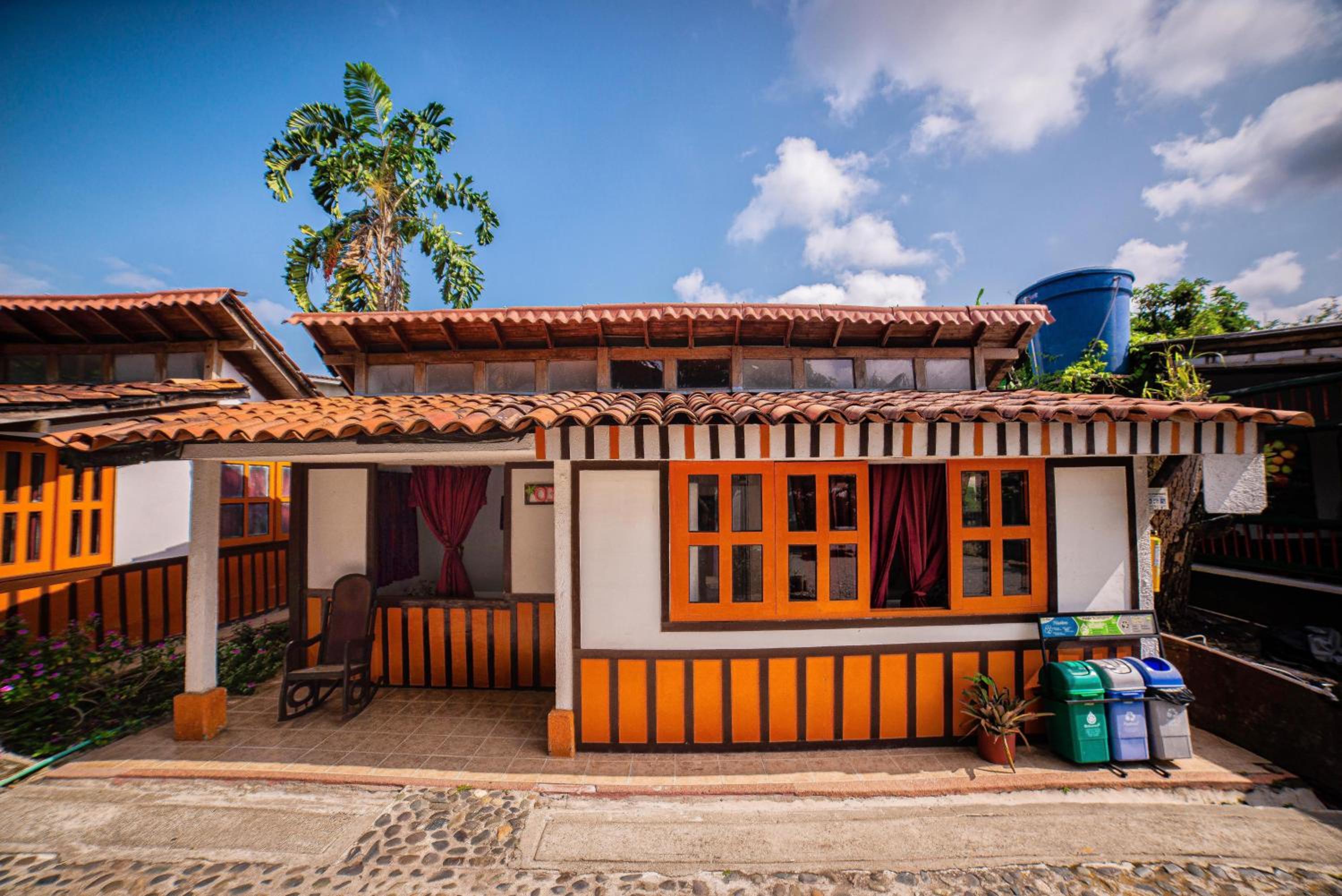 Bungalow photo 2