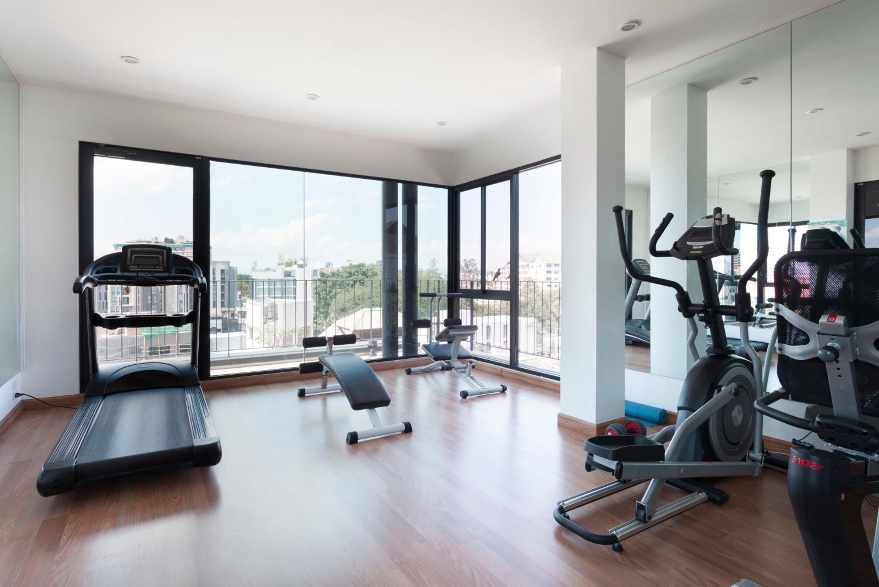One-Bedroom Apartment - Photo 7