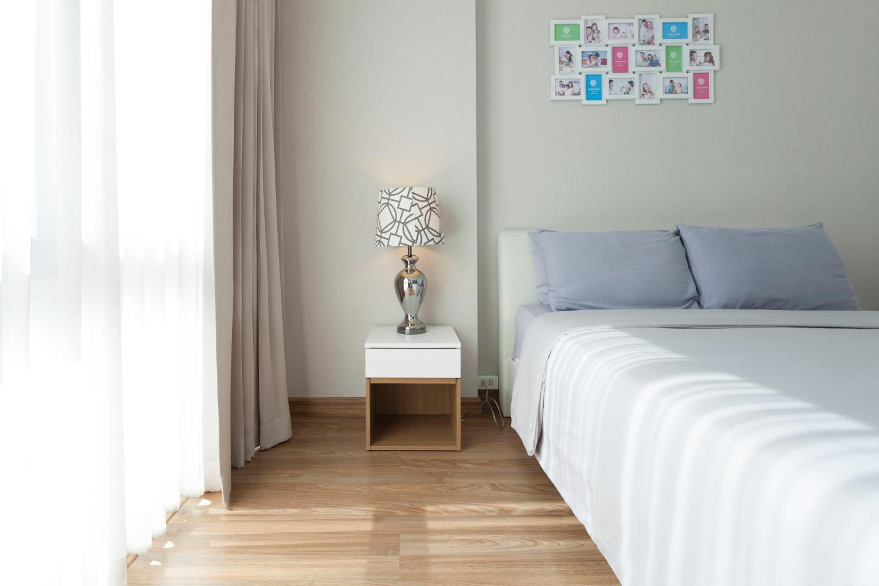 One-Bedroom Apartment - Photo 8