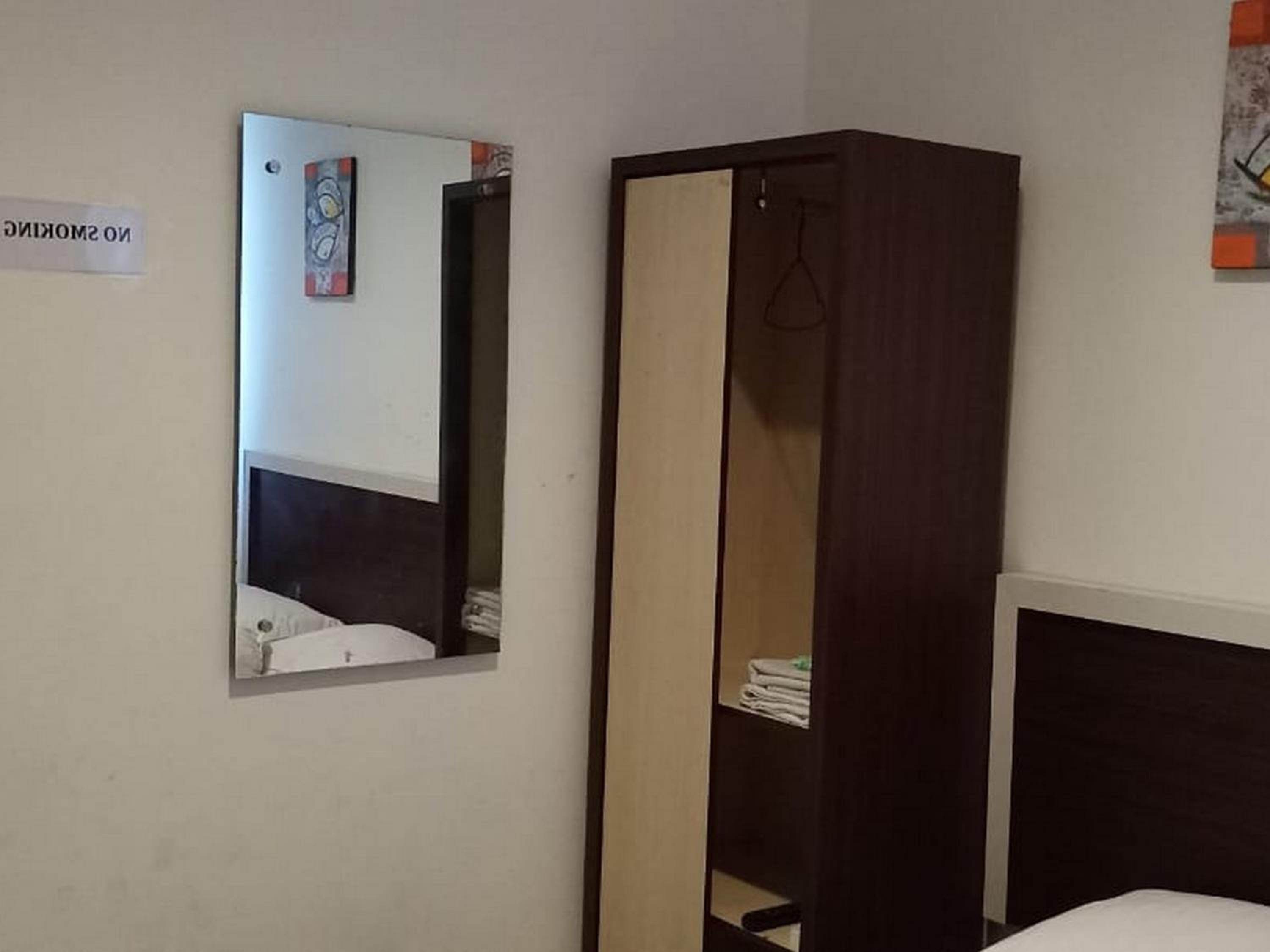 Standard Double Room - Photo 5
