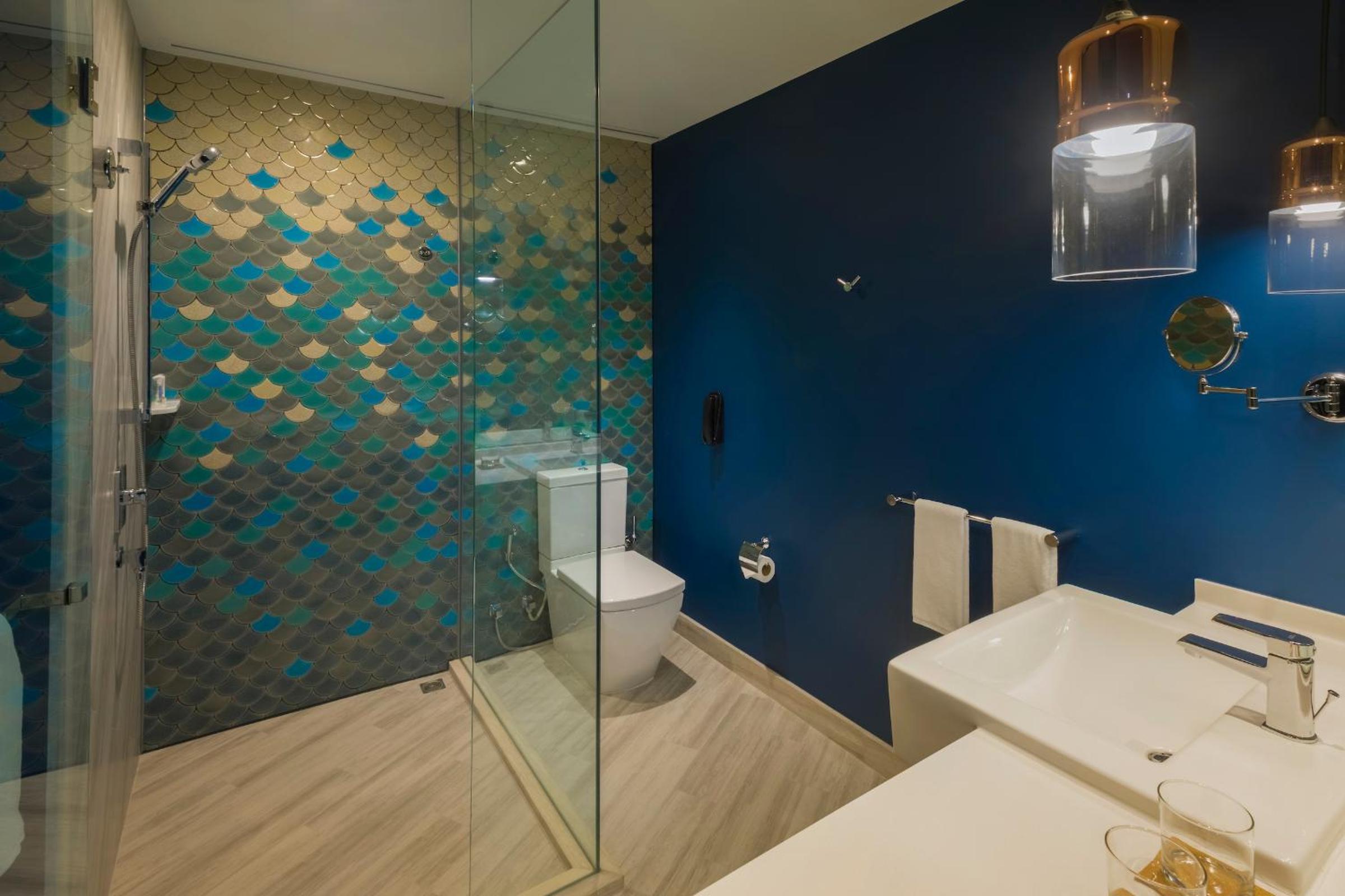 Premium Family Room with Ocean View thumbnail 6