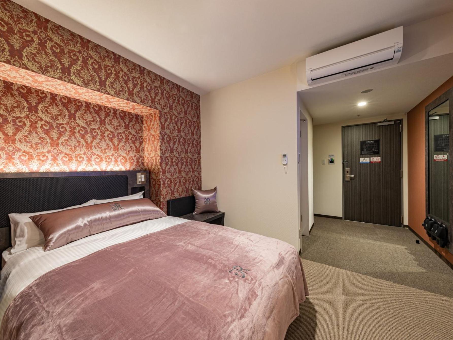 Premium Single Room - Non-Smoking - Photo 7