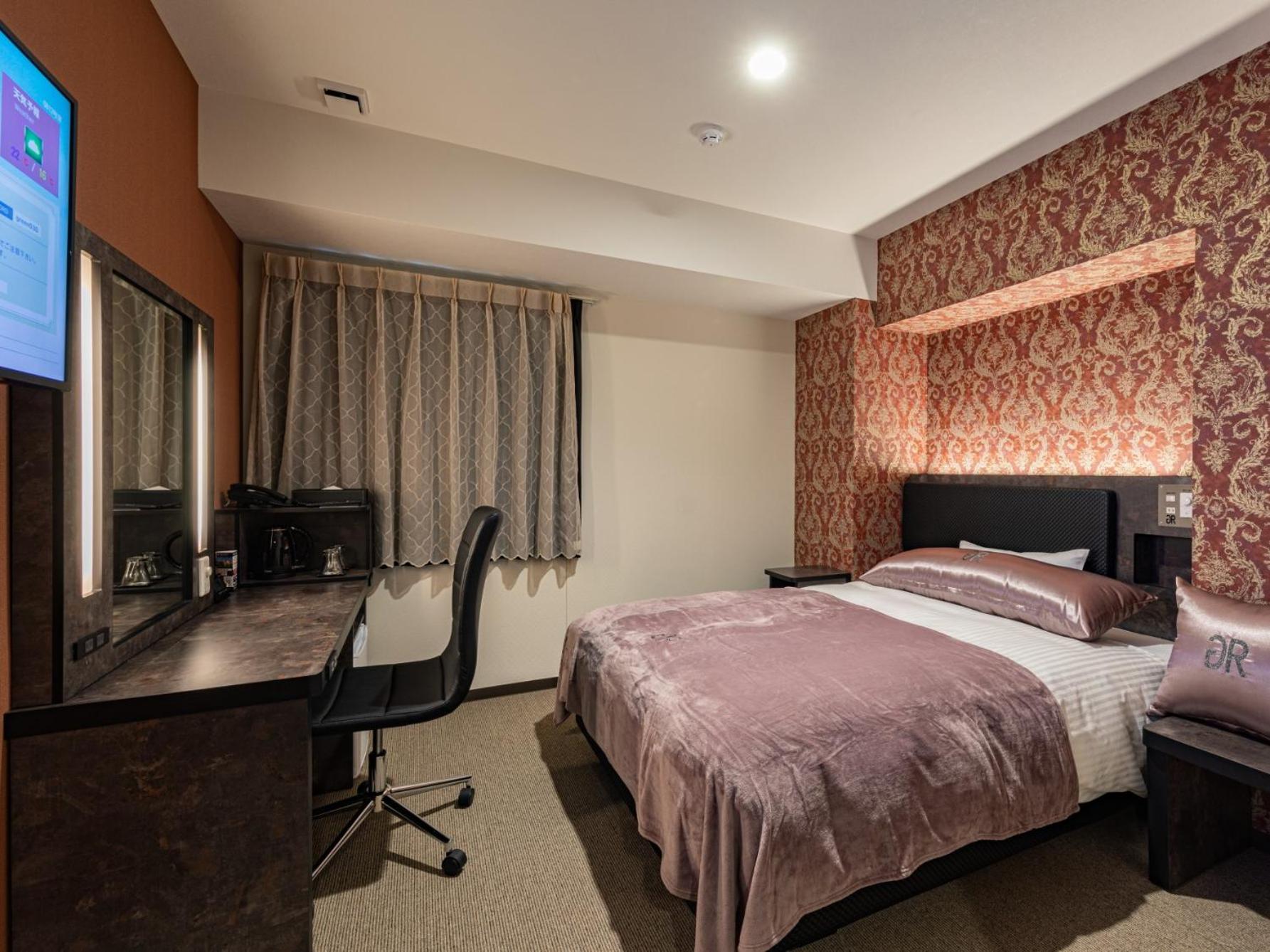 Premium Single Room - Non-Smoking - Photo 8
