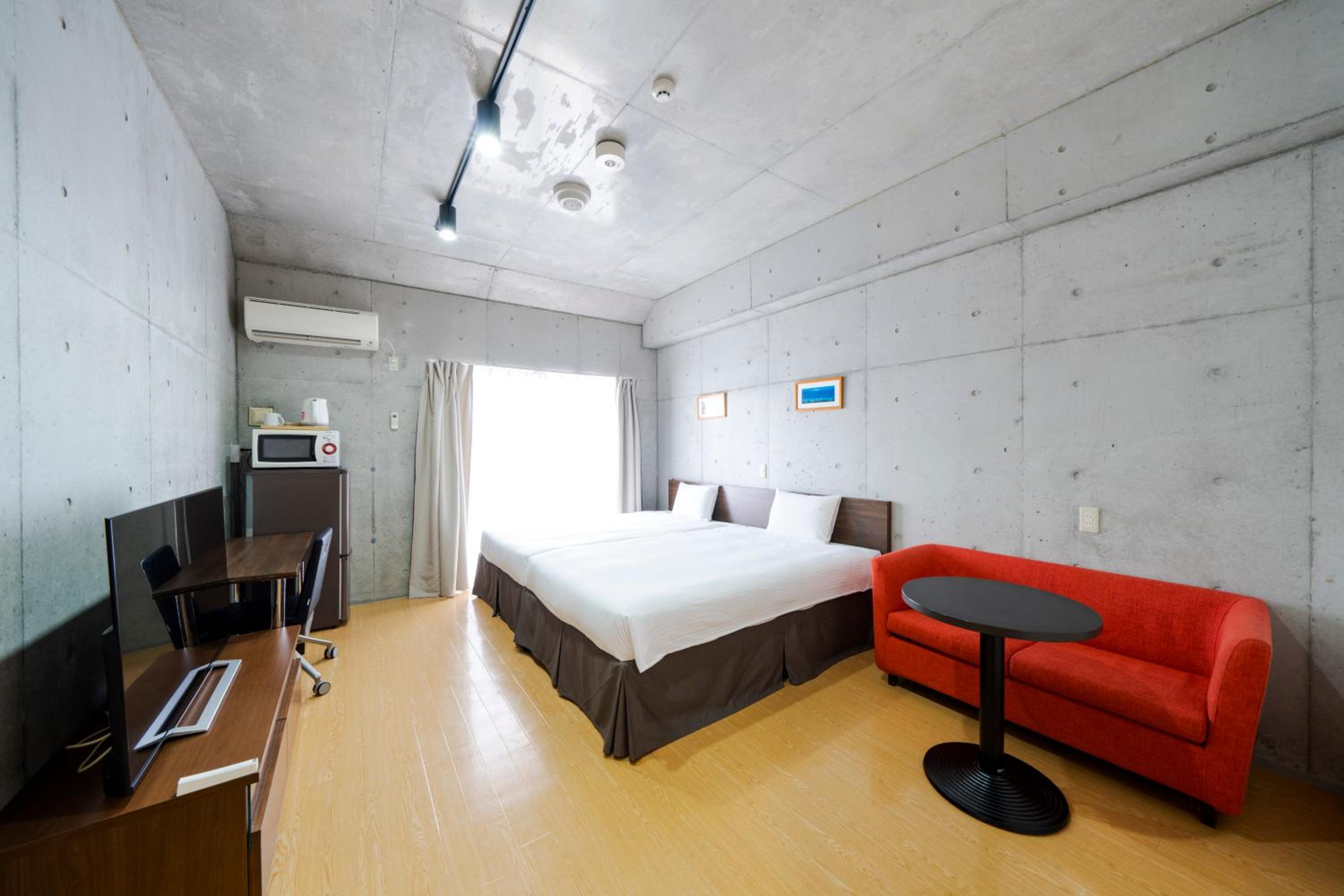 Deluxe Twin Room - Main Building - Non-Smoking