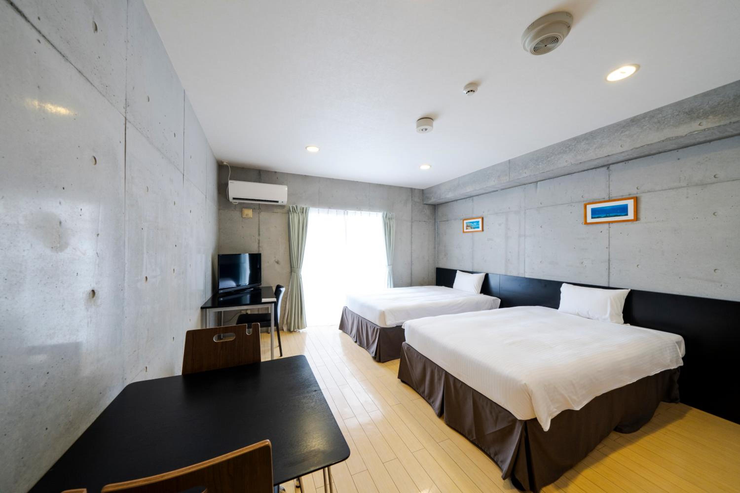 Studio Twin Room - Main Building - Non-Smoking (Check out 11am /No cleaning)