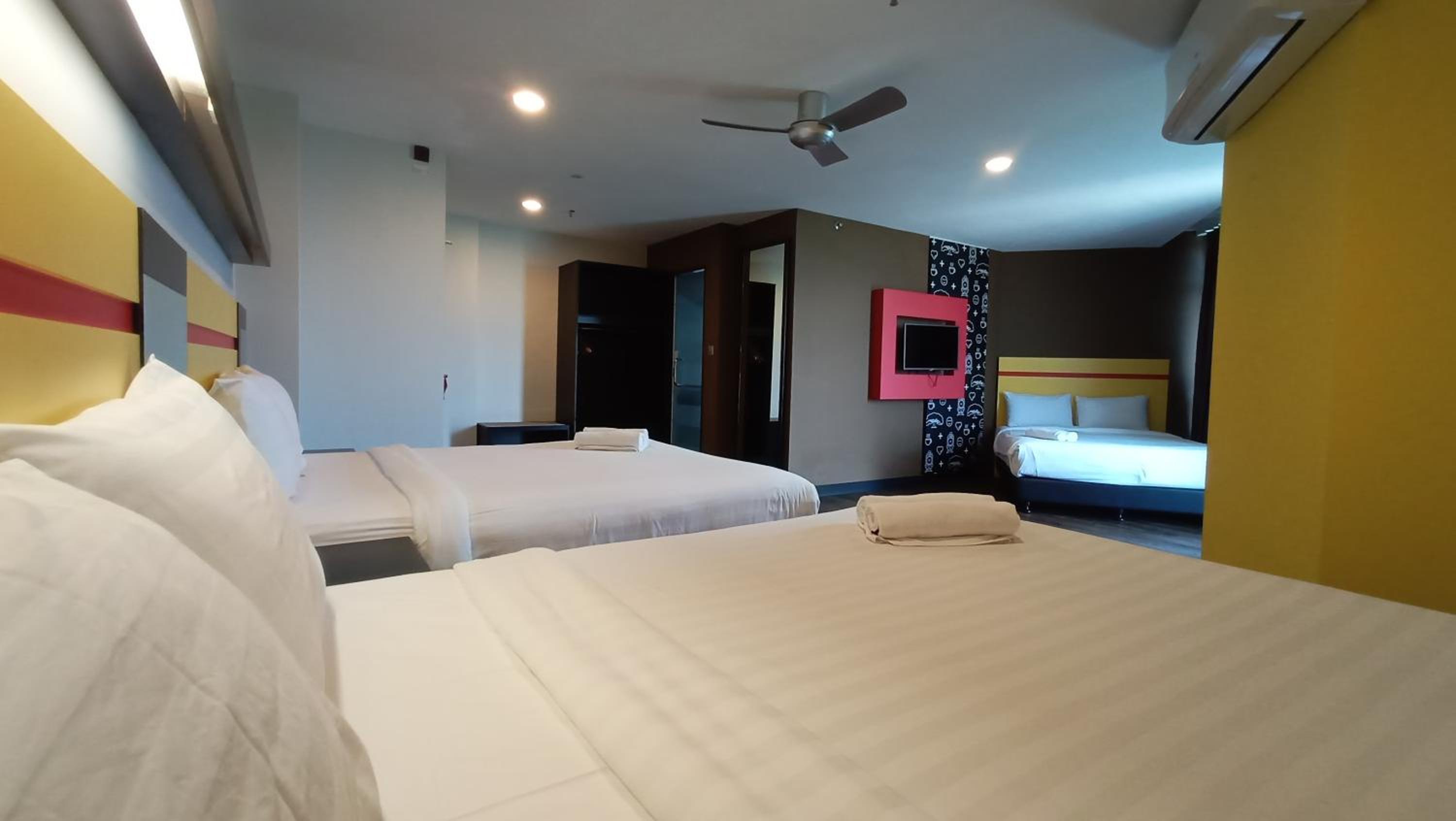 Family Suite - Photo 2