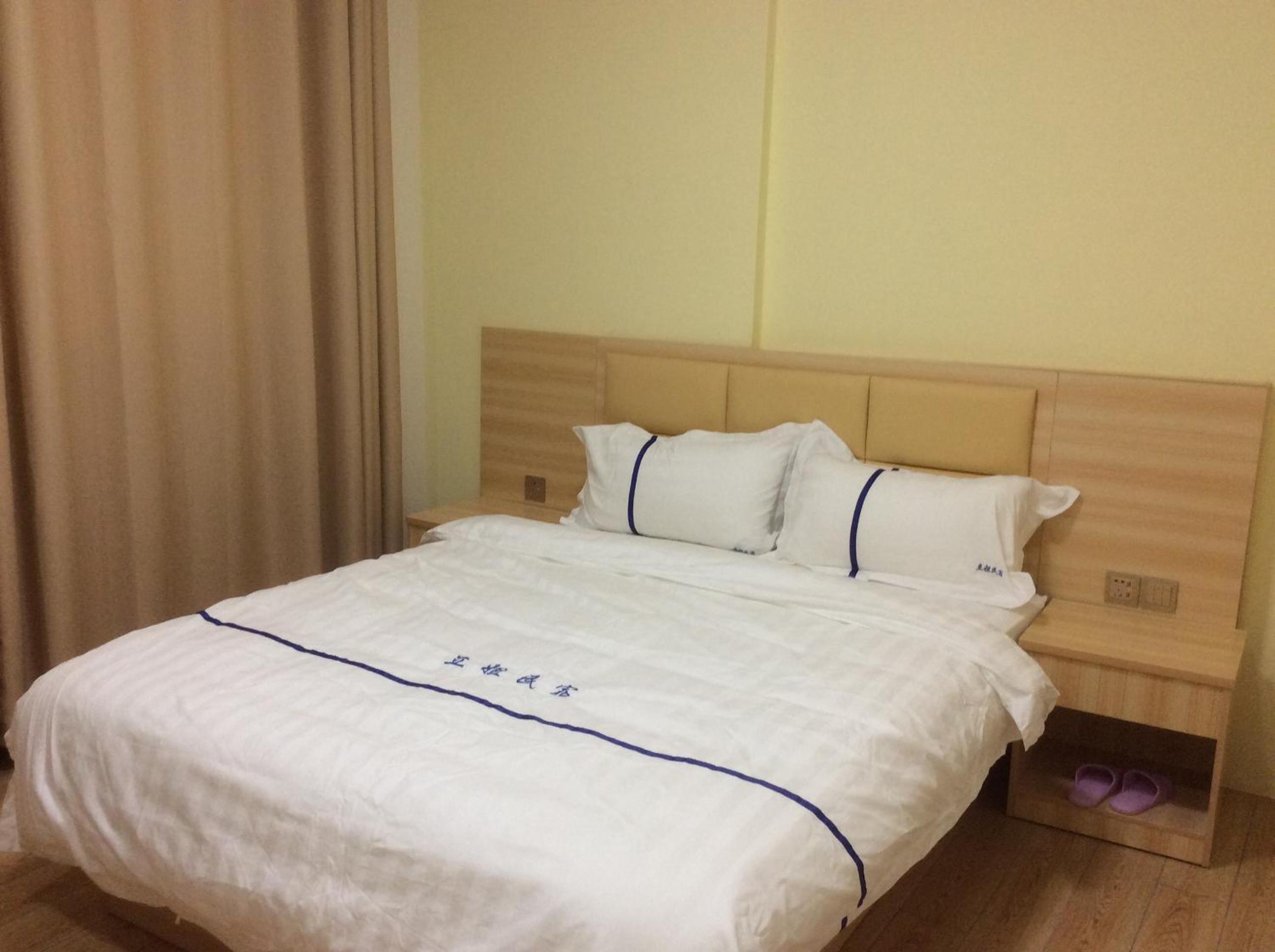 Double Room with Private Bathroom photo 3