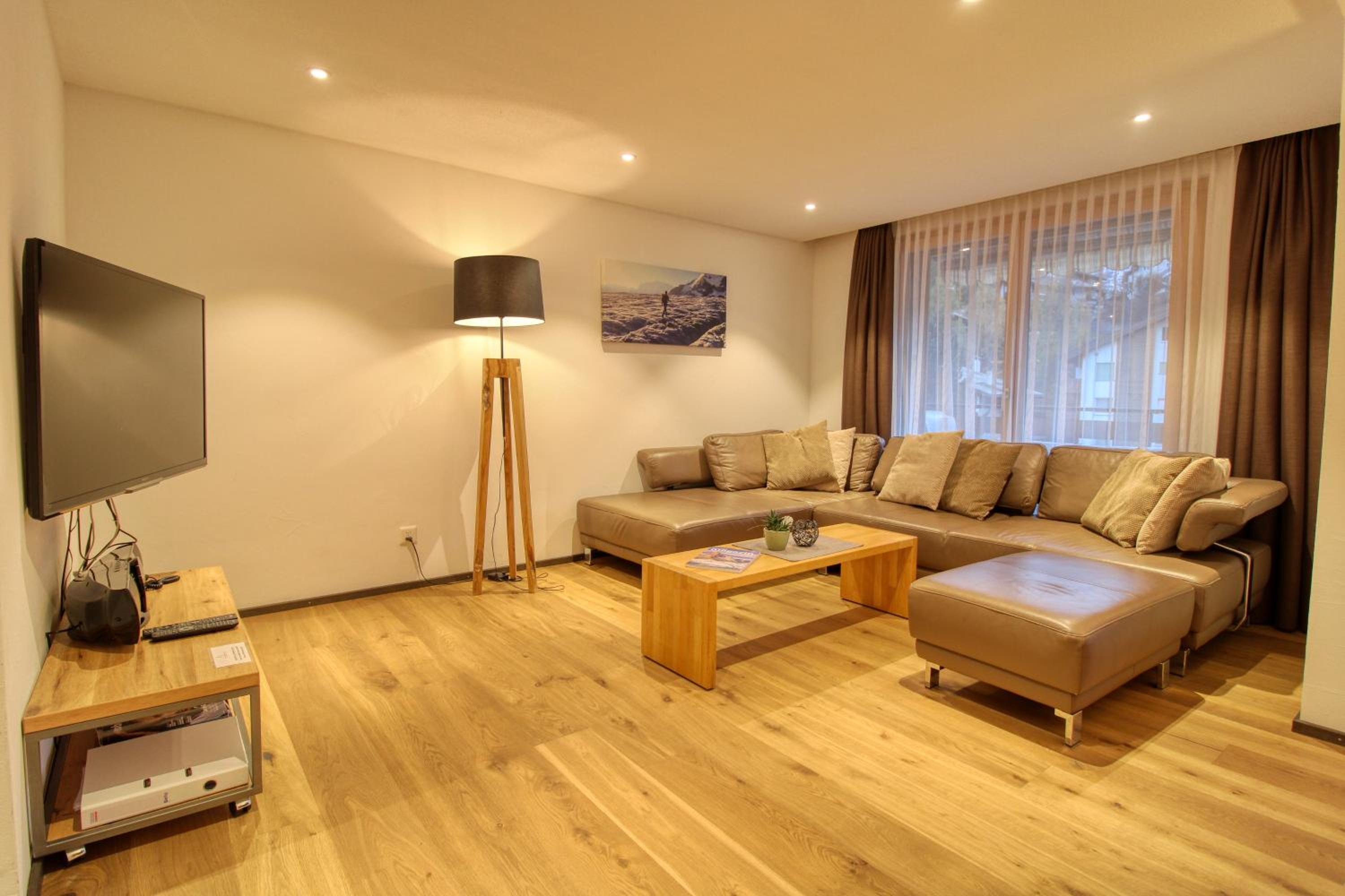 Deluxe Apartment (6 Adults)
