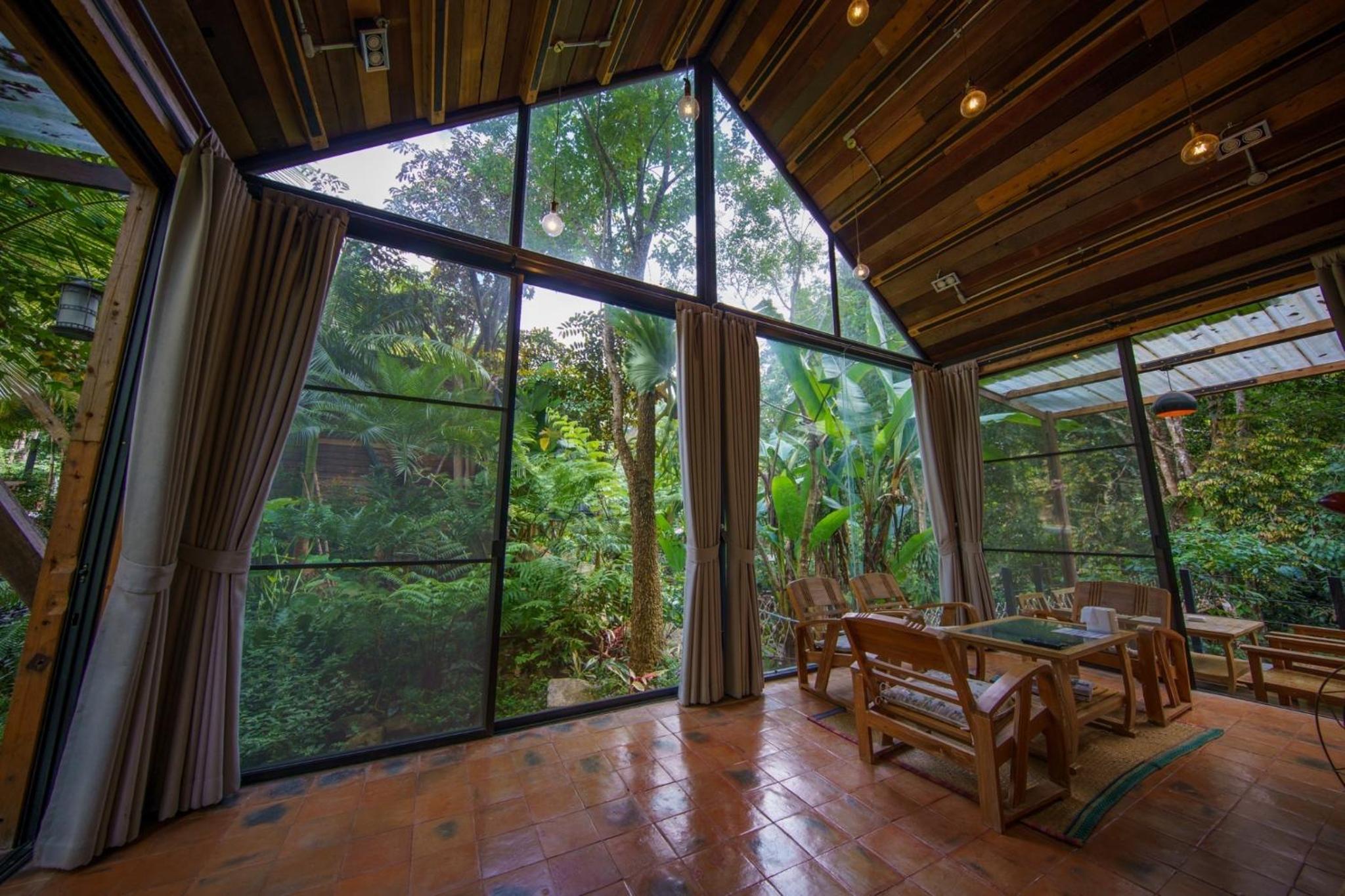 Two-Bedroom Villa - Photo 12