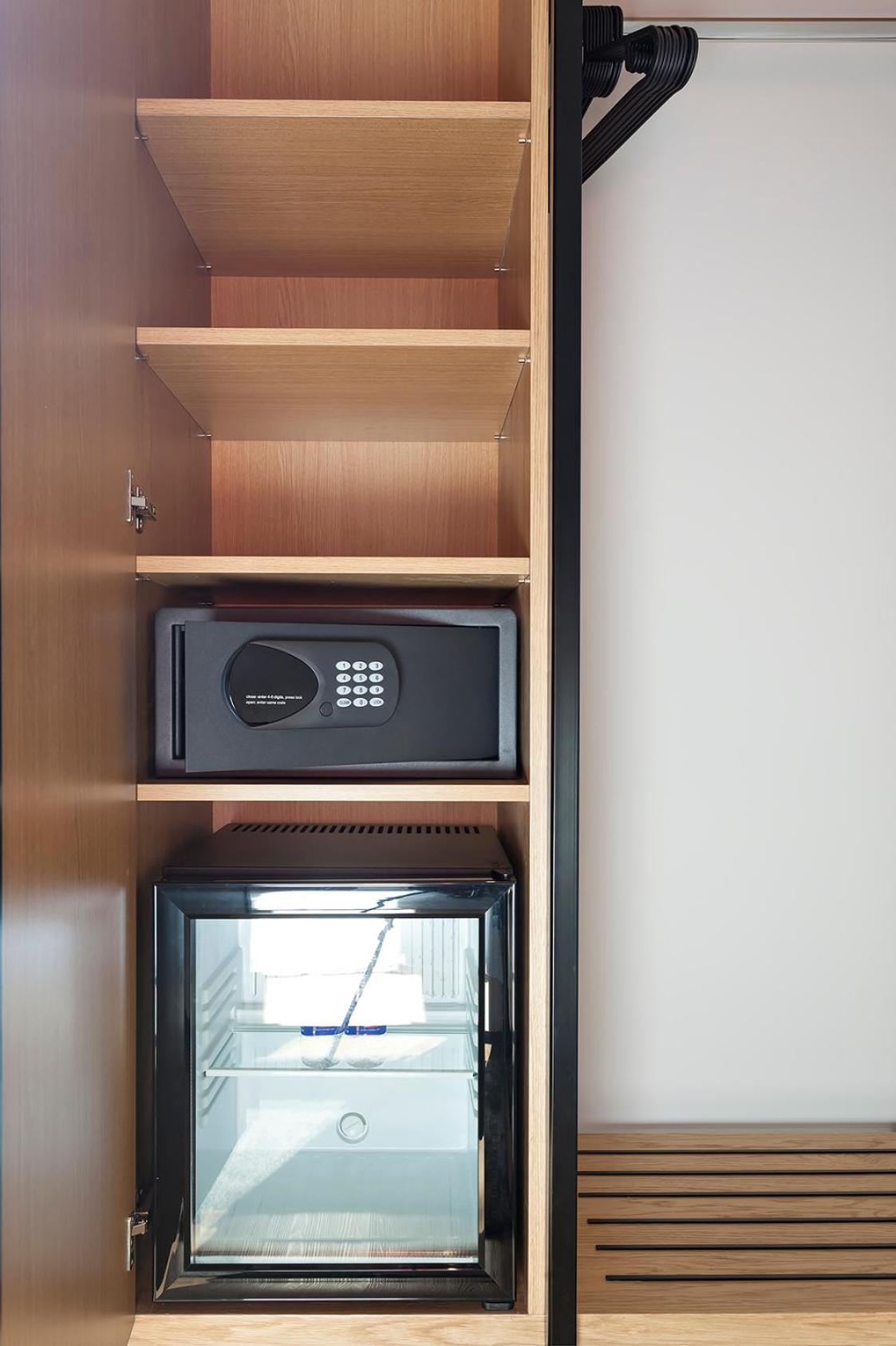 Double or Twin Room - Photo 3