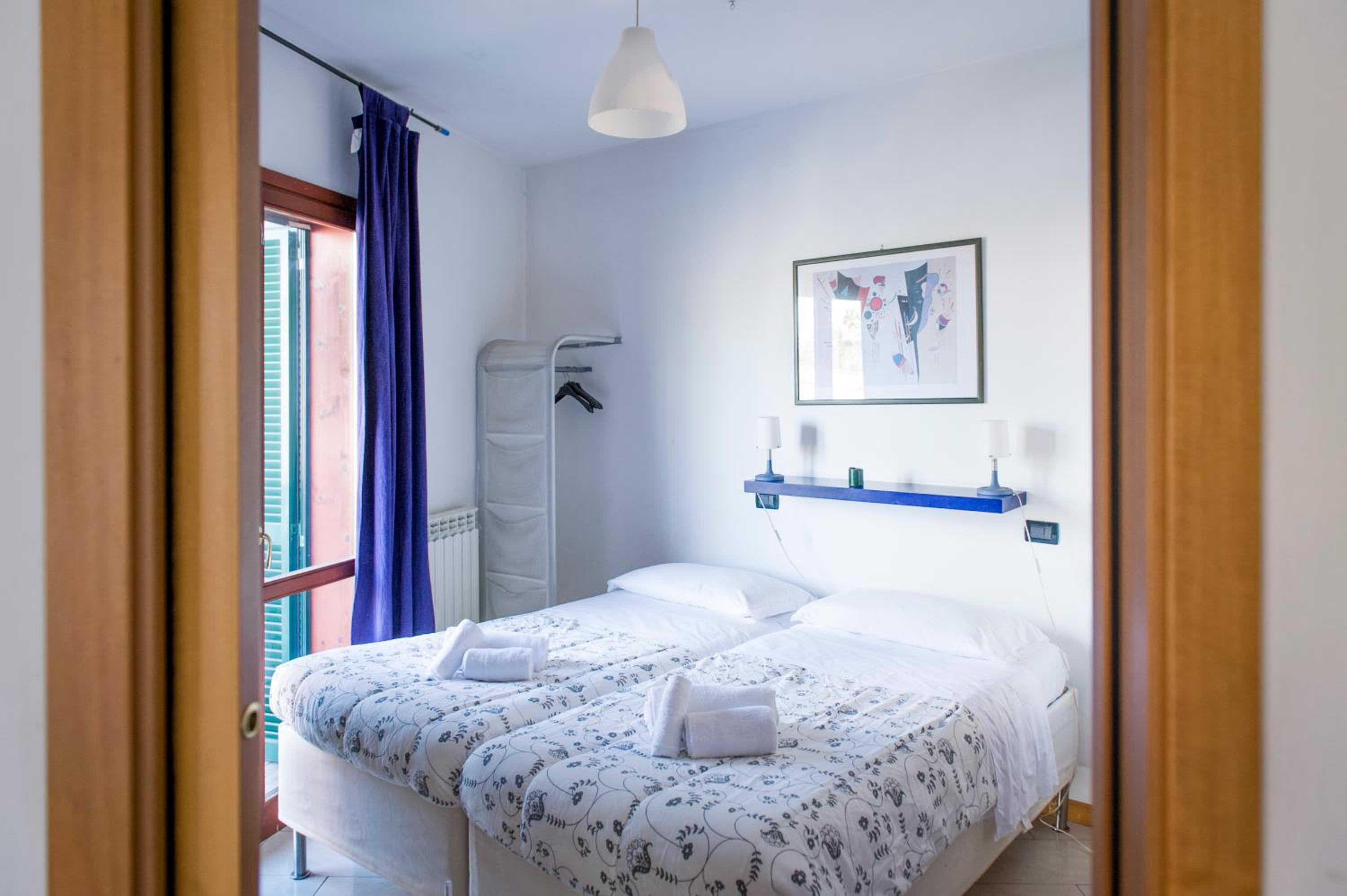 One-Bedroom Apartment photo 3
