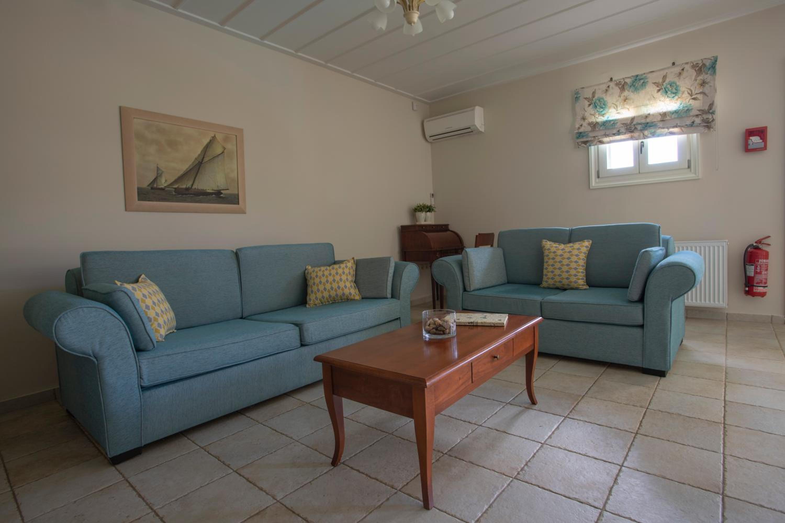 Dentrolivano Villa with Private Pool