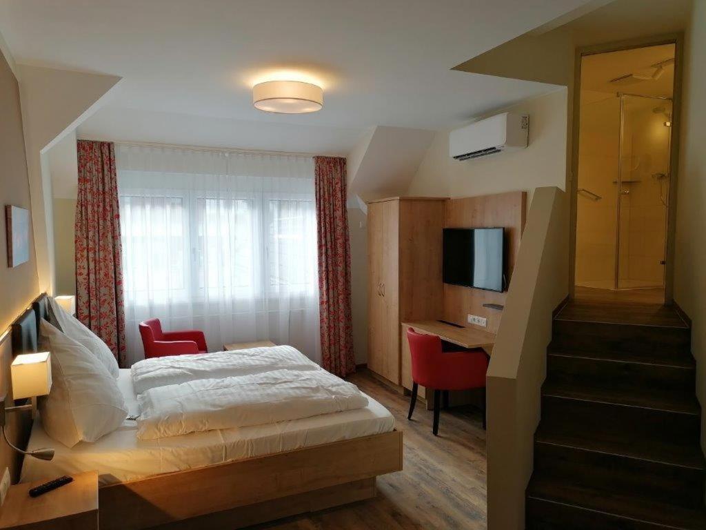 Premium Double Room - Photo 5