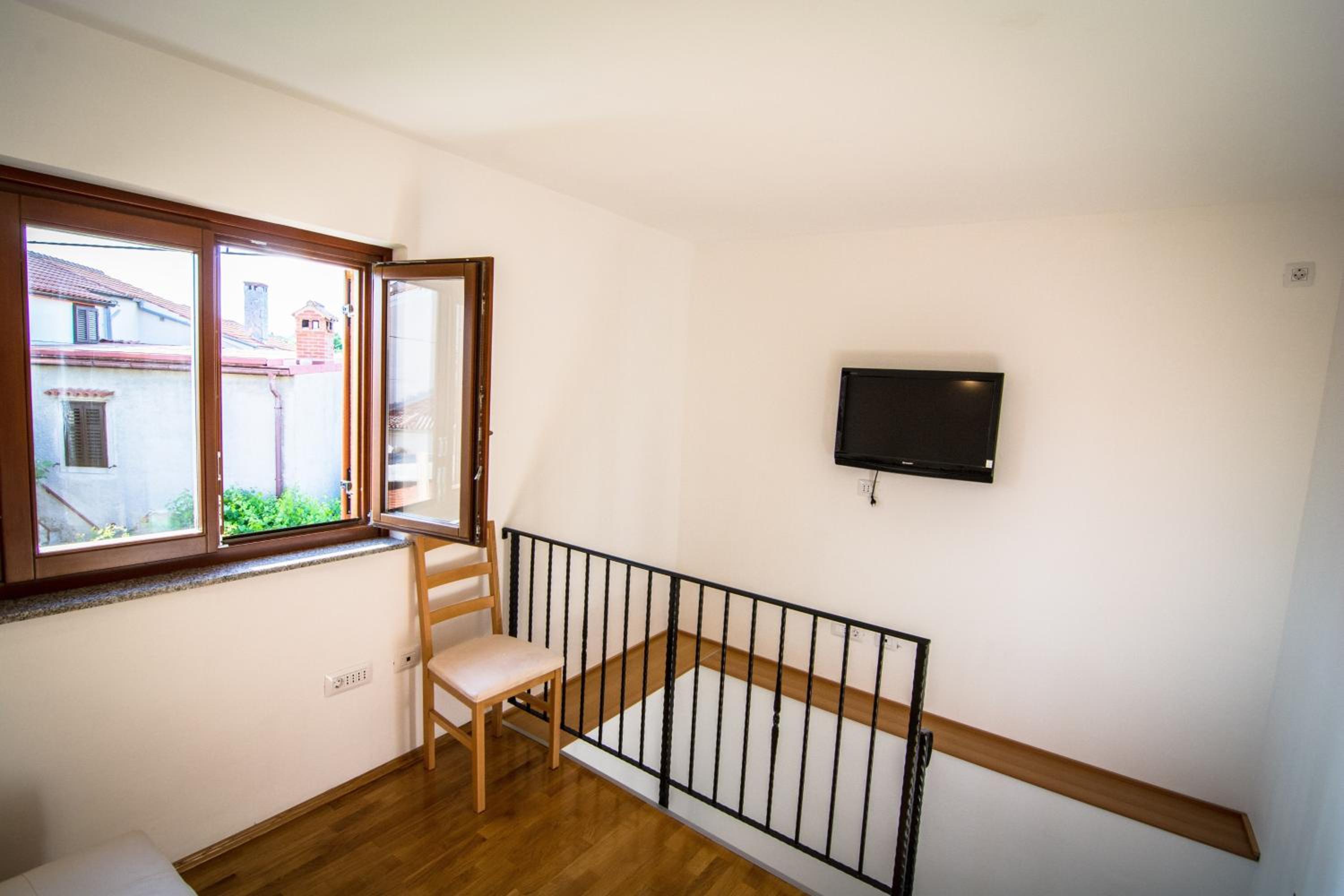 One-Bedroom House with Balcony photo 3