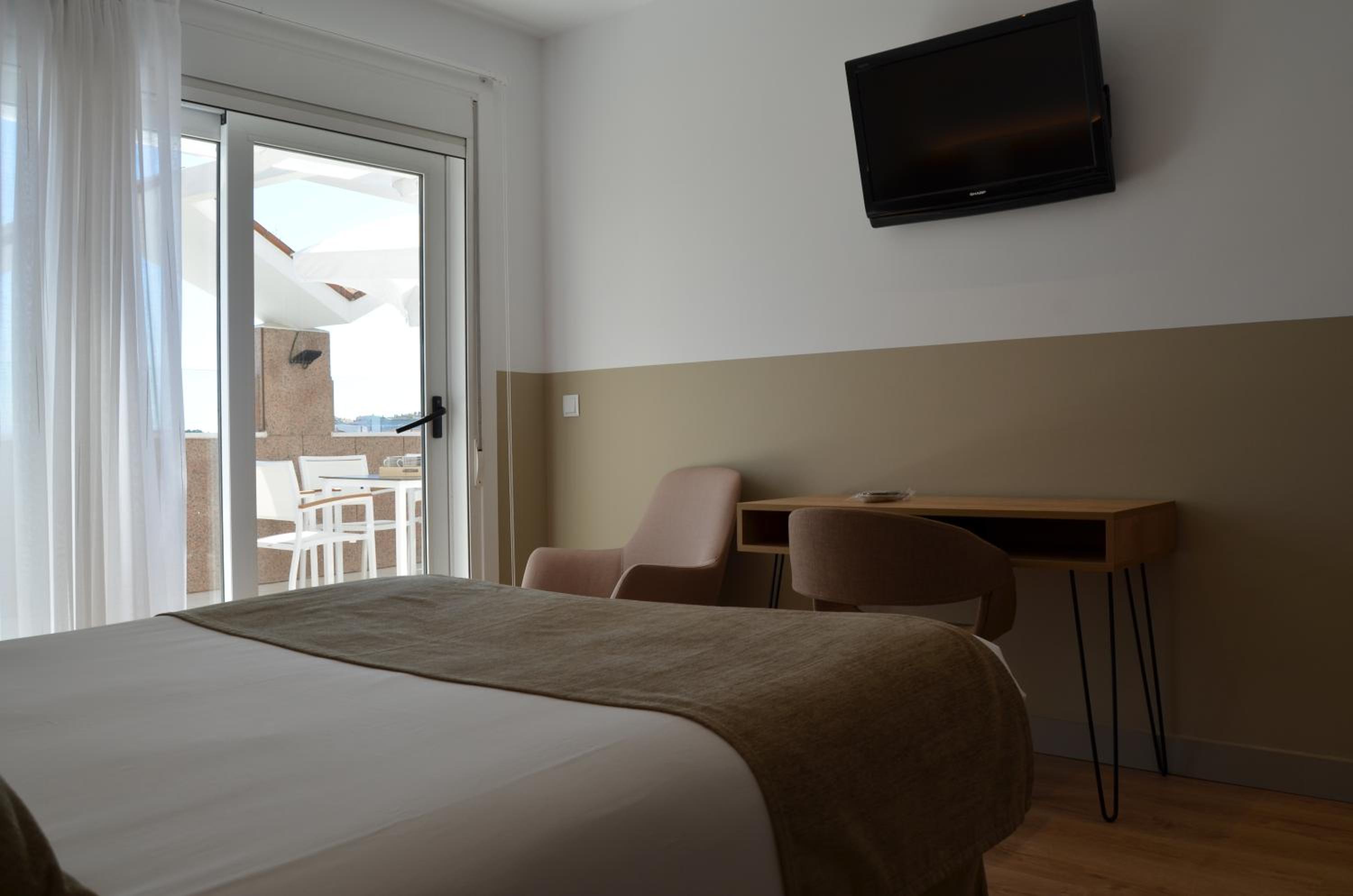 Superior Suite with Sea View photo 2