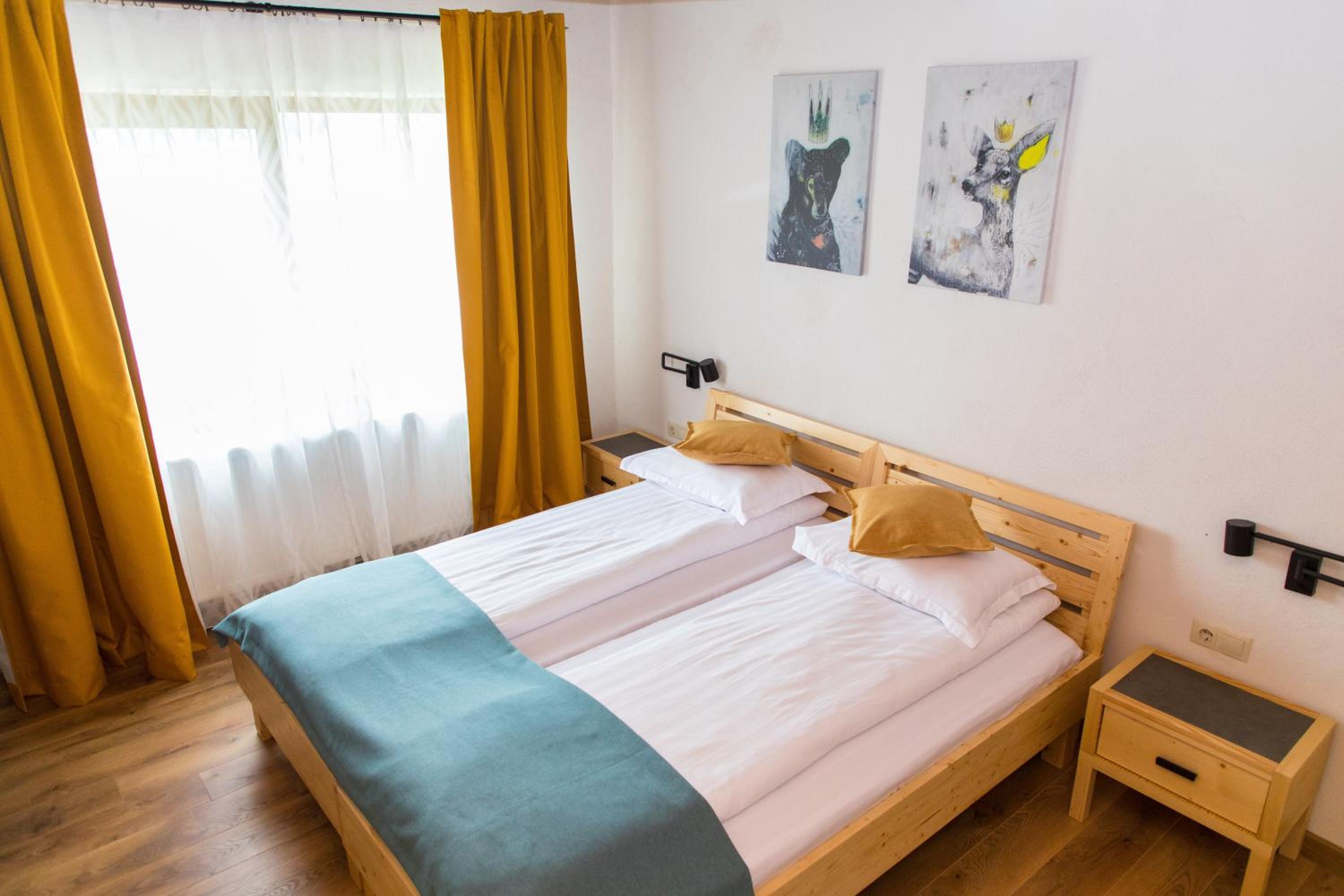 Double or Twin Room with Garden View photo 3