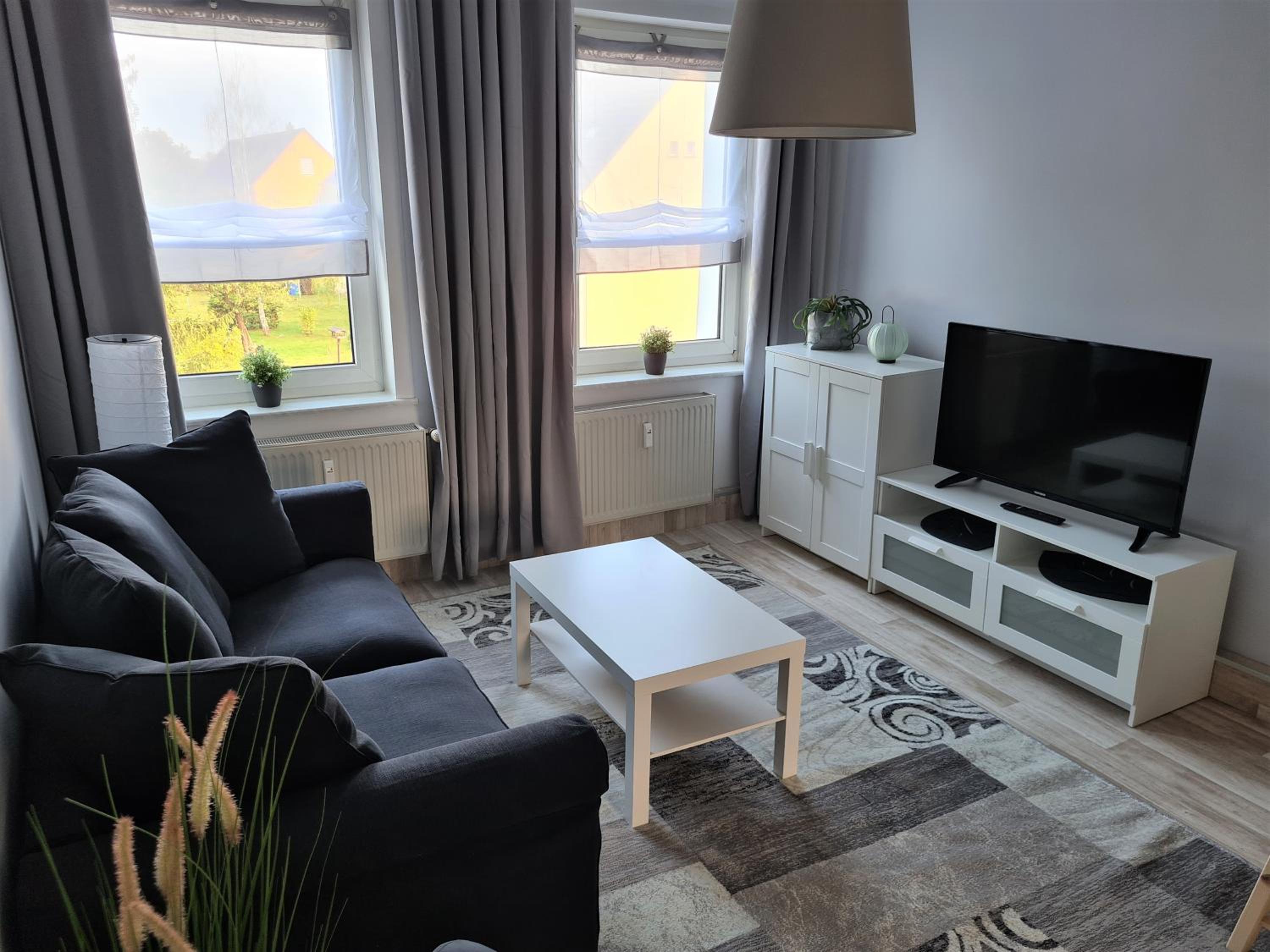 Apartment with Lake View photo 2